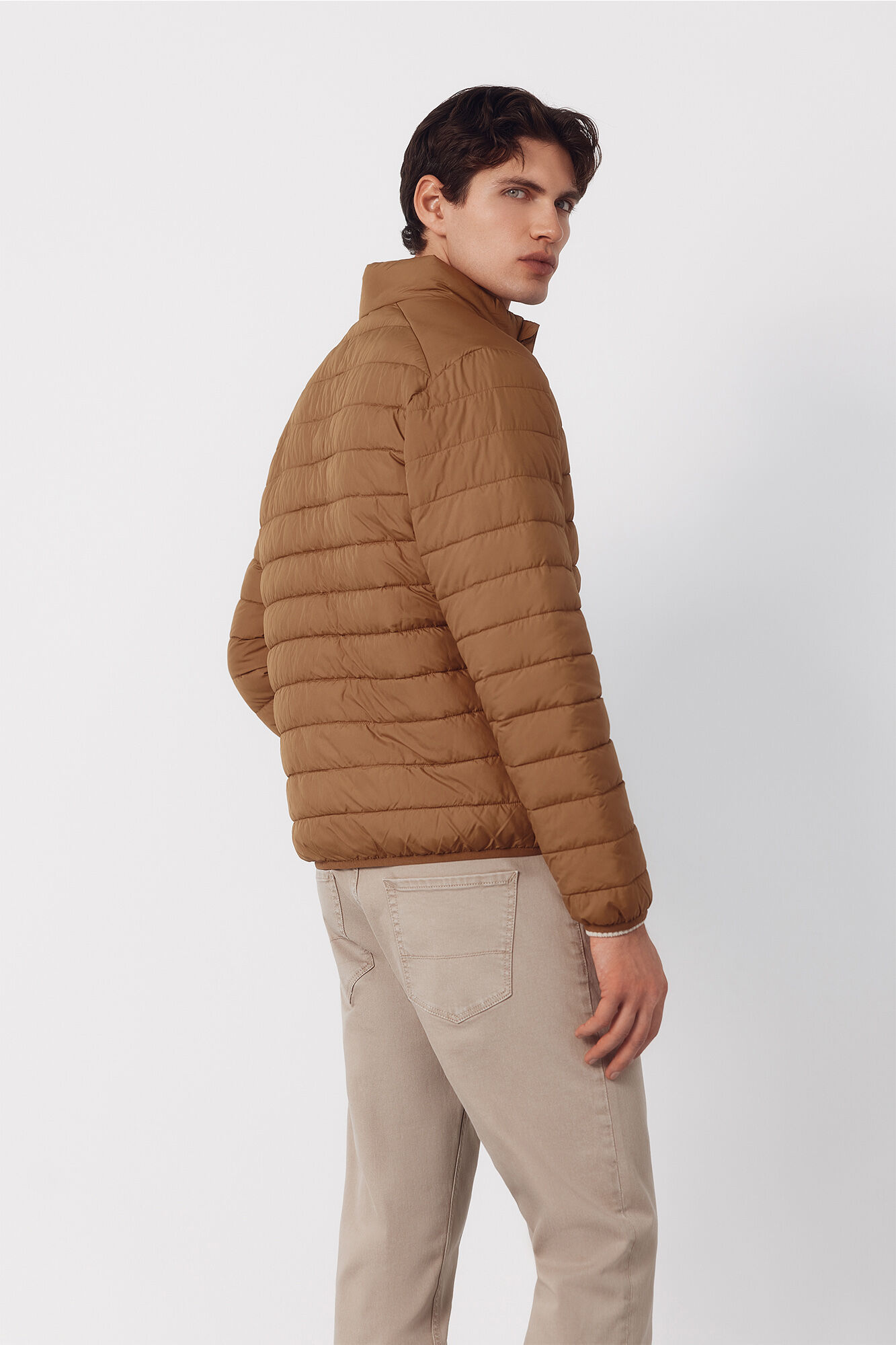 Cortefiel Cazadora acolchada ultralight Camel