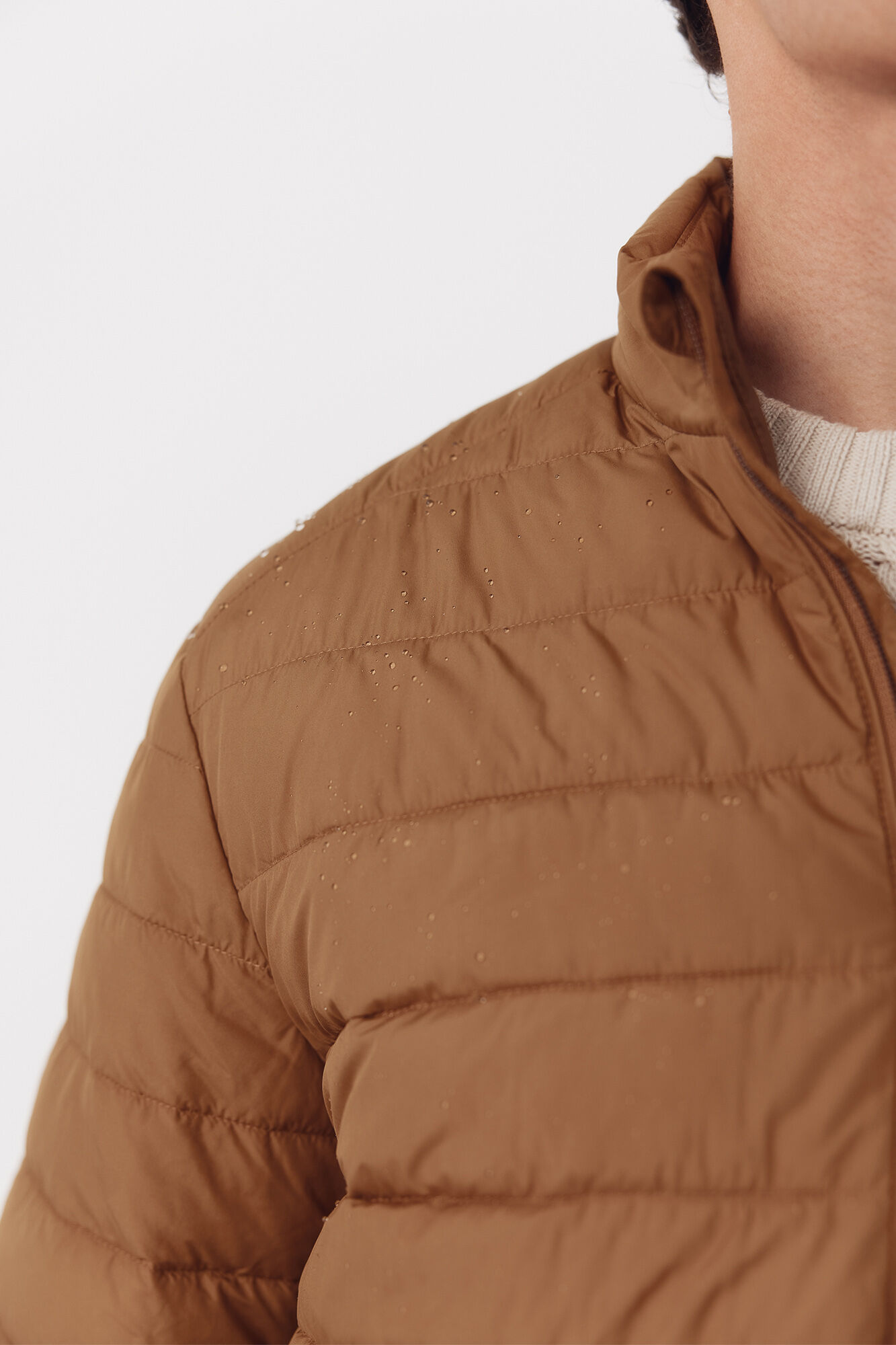 Cortefiel Cazadora acolchada ultralight Camel