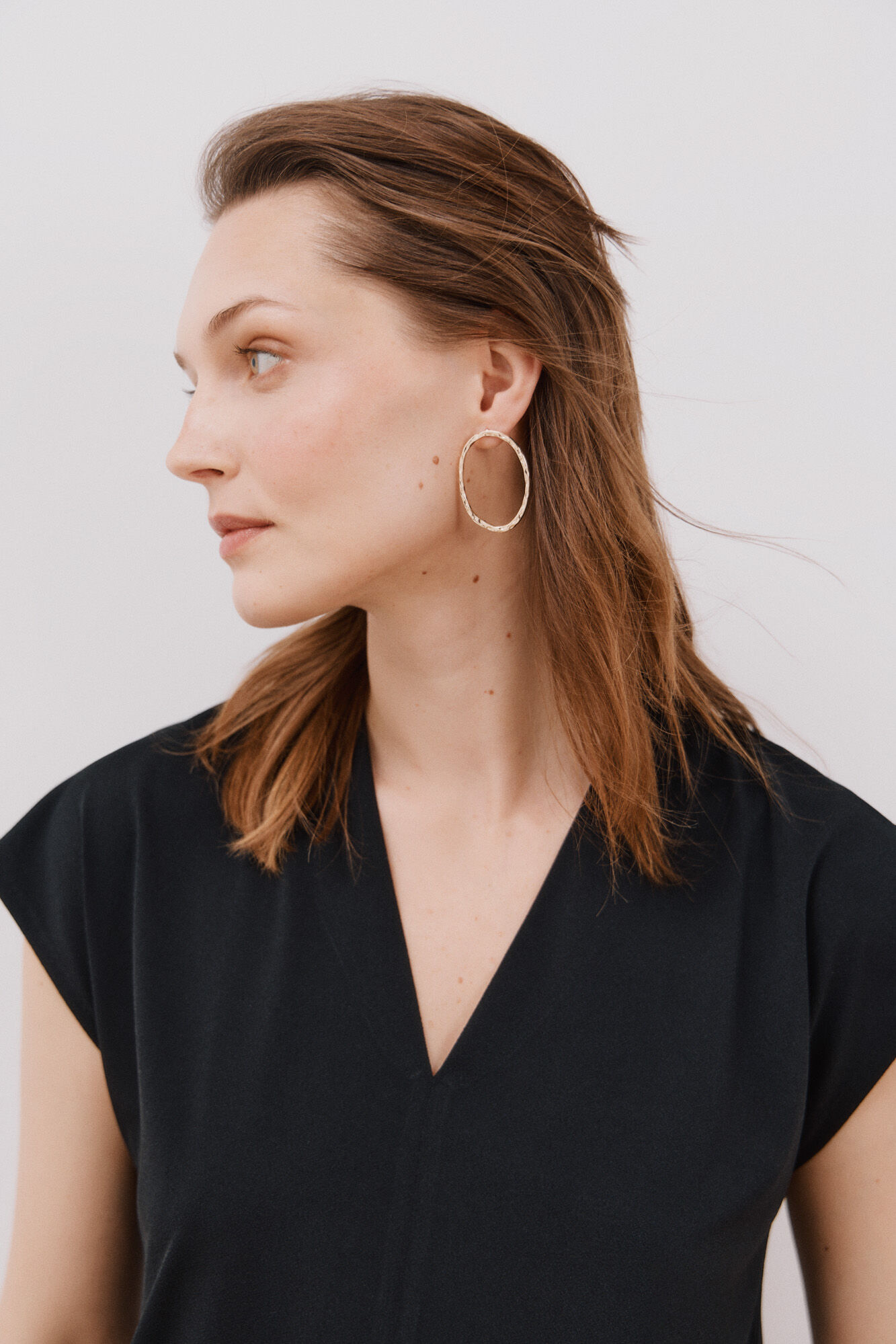 Cortefiel Playera estampada con escote en pico fruncido Negro