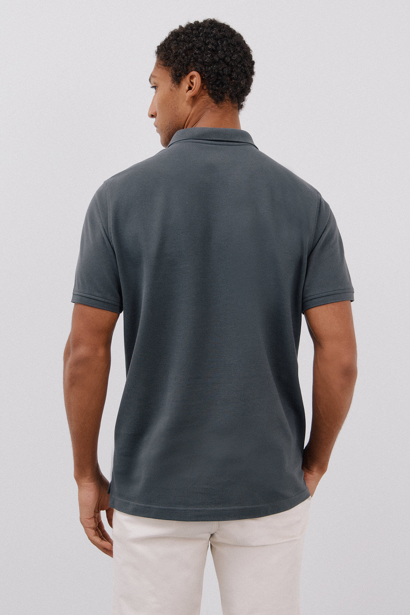 Cortefiel Polo b&aacute;sico piqu&eacute; Gris