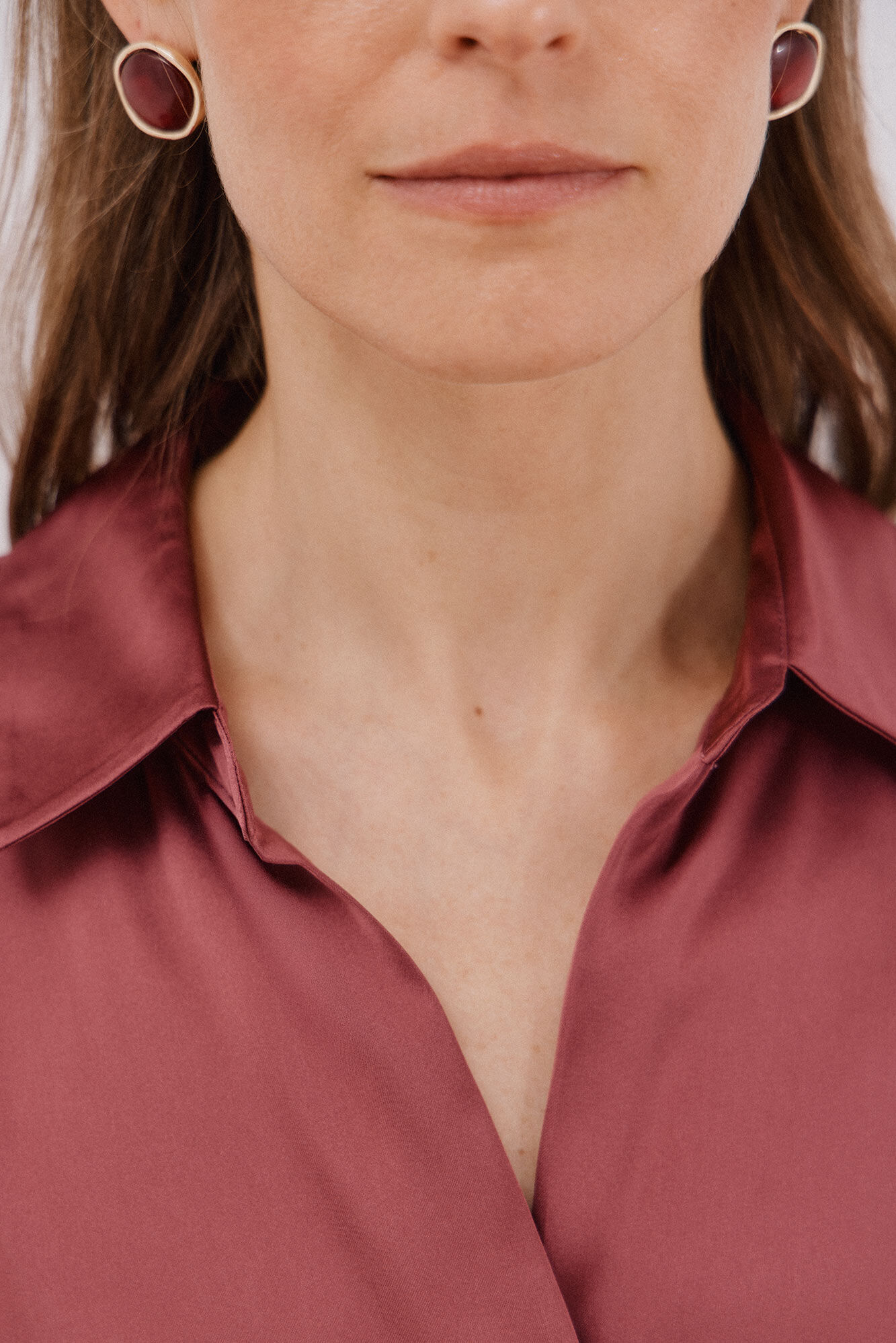 Cortefiel Camisa satinada Vino