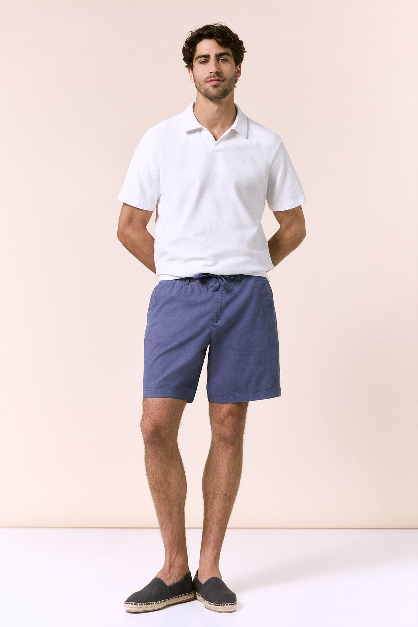 OOTO Bermuda de lino con cordones