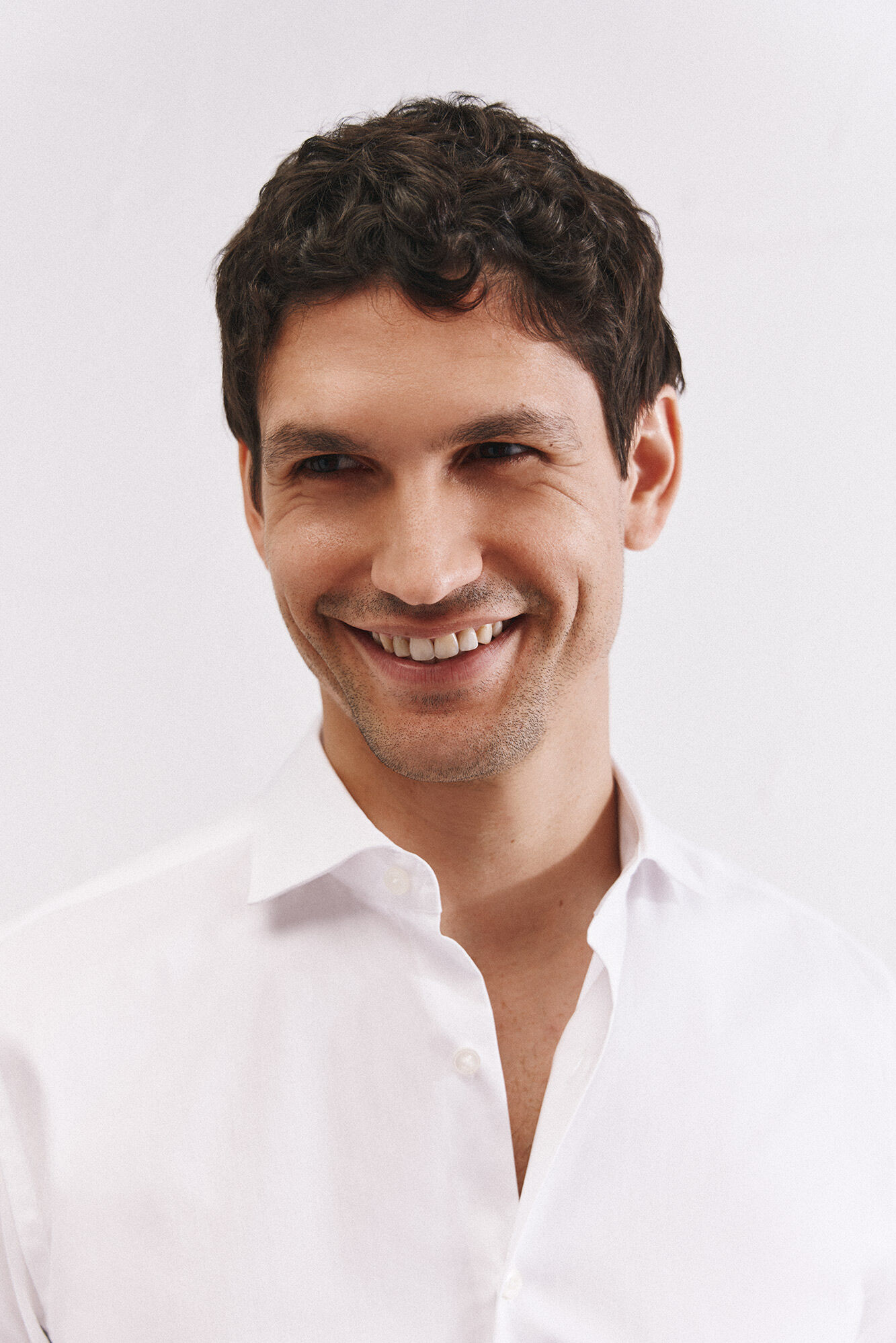 Cortefiel Camisa vestir lisa f&aacute;cil plancha