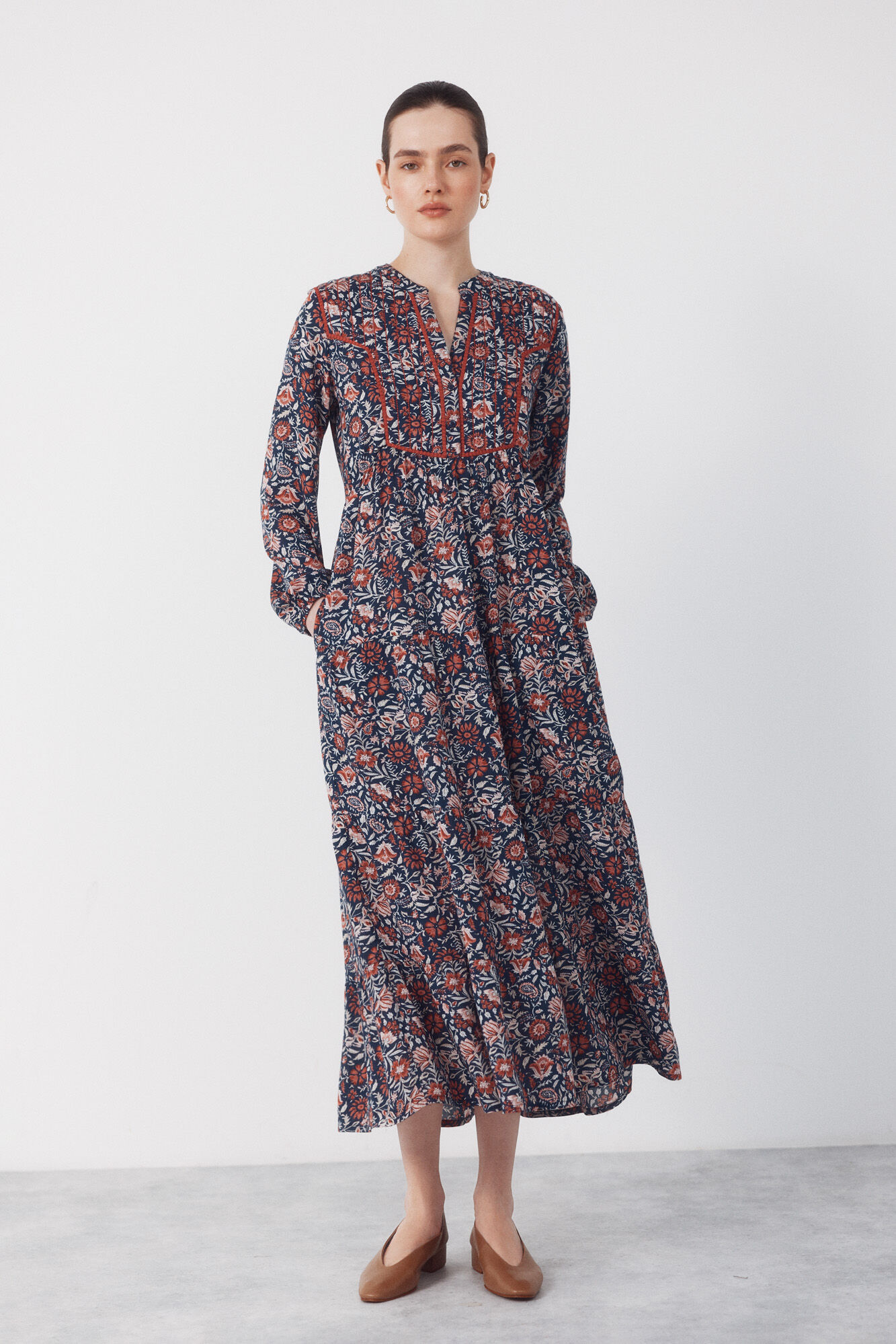 Cortefiel Vestido fluido estampado Multicolor