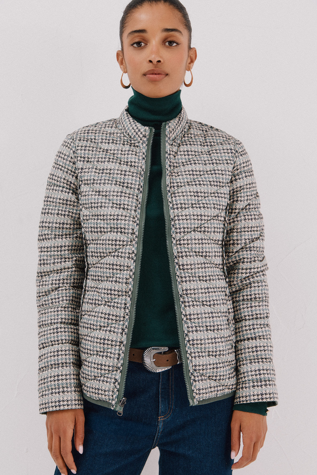 Cortefiel Chamarra reversible plumas Verde