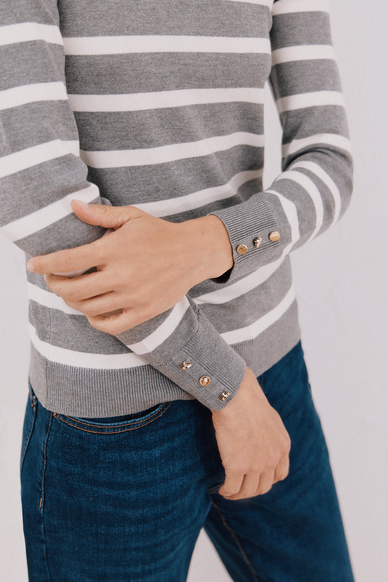 Cortefiel Su&eacute;ter manga corta