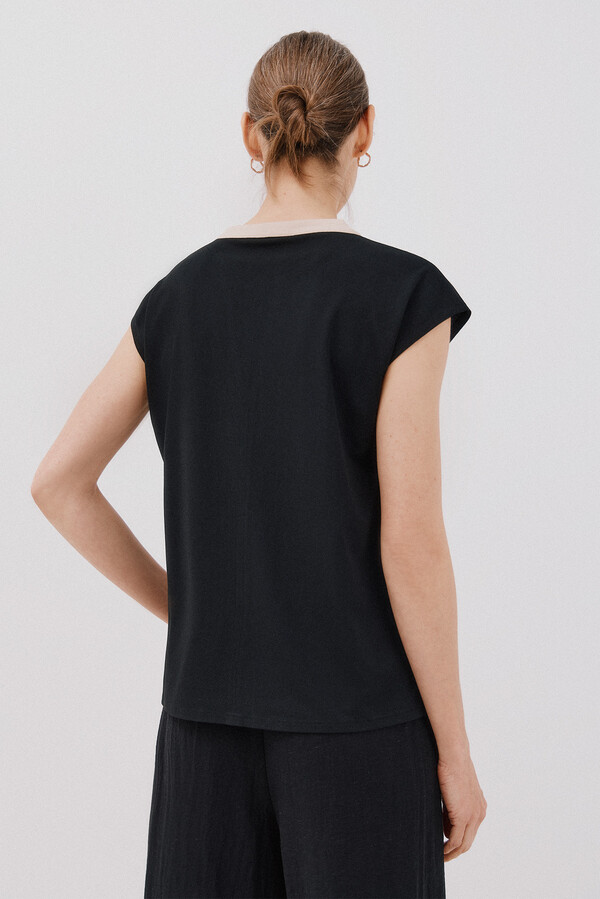 Cortefiel Playera básica sin mangas cuello mao Negro