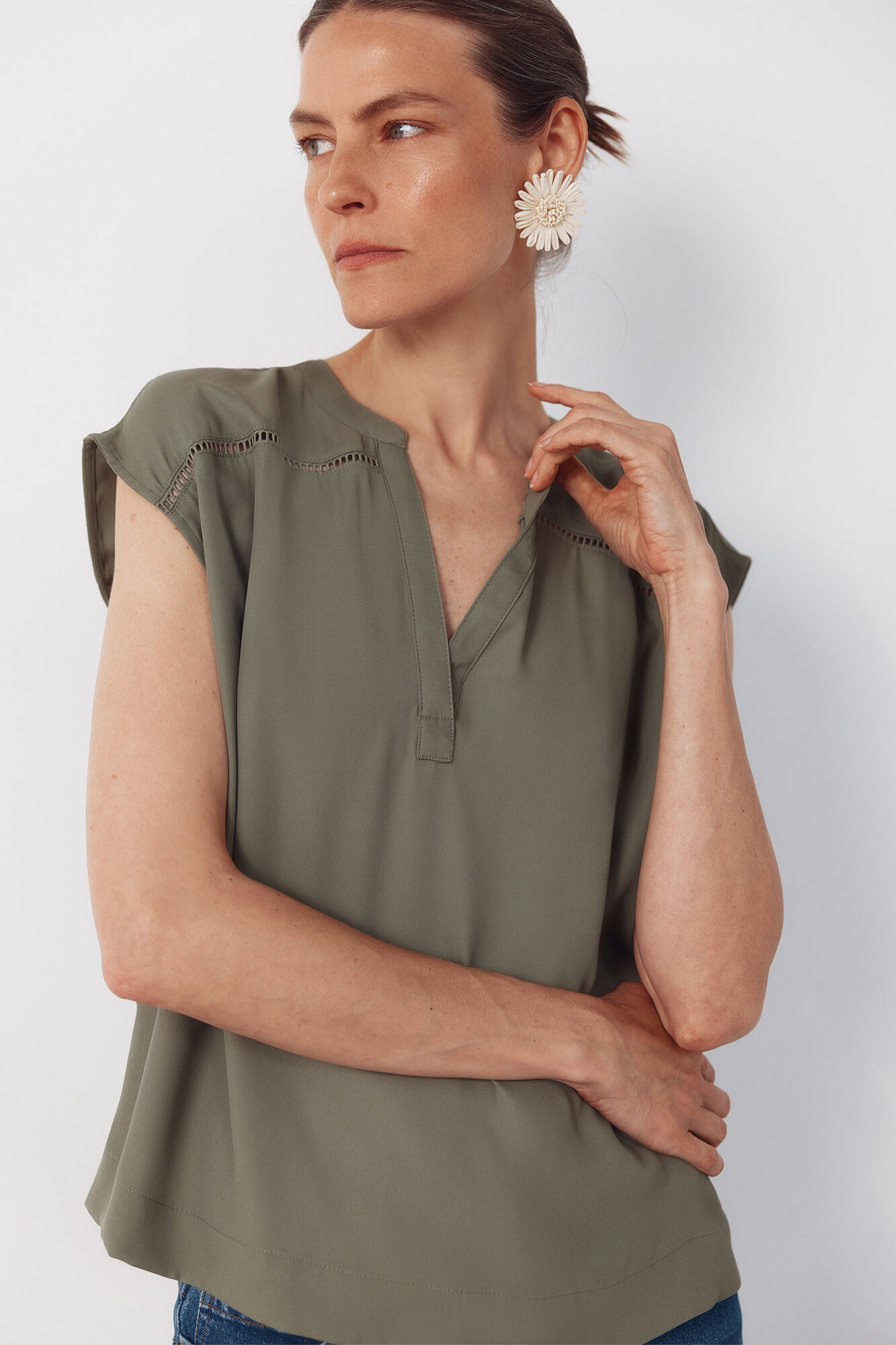 Cortefiel Blusa con encaje Kaki