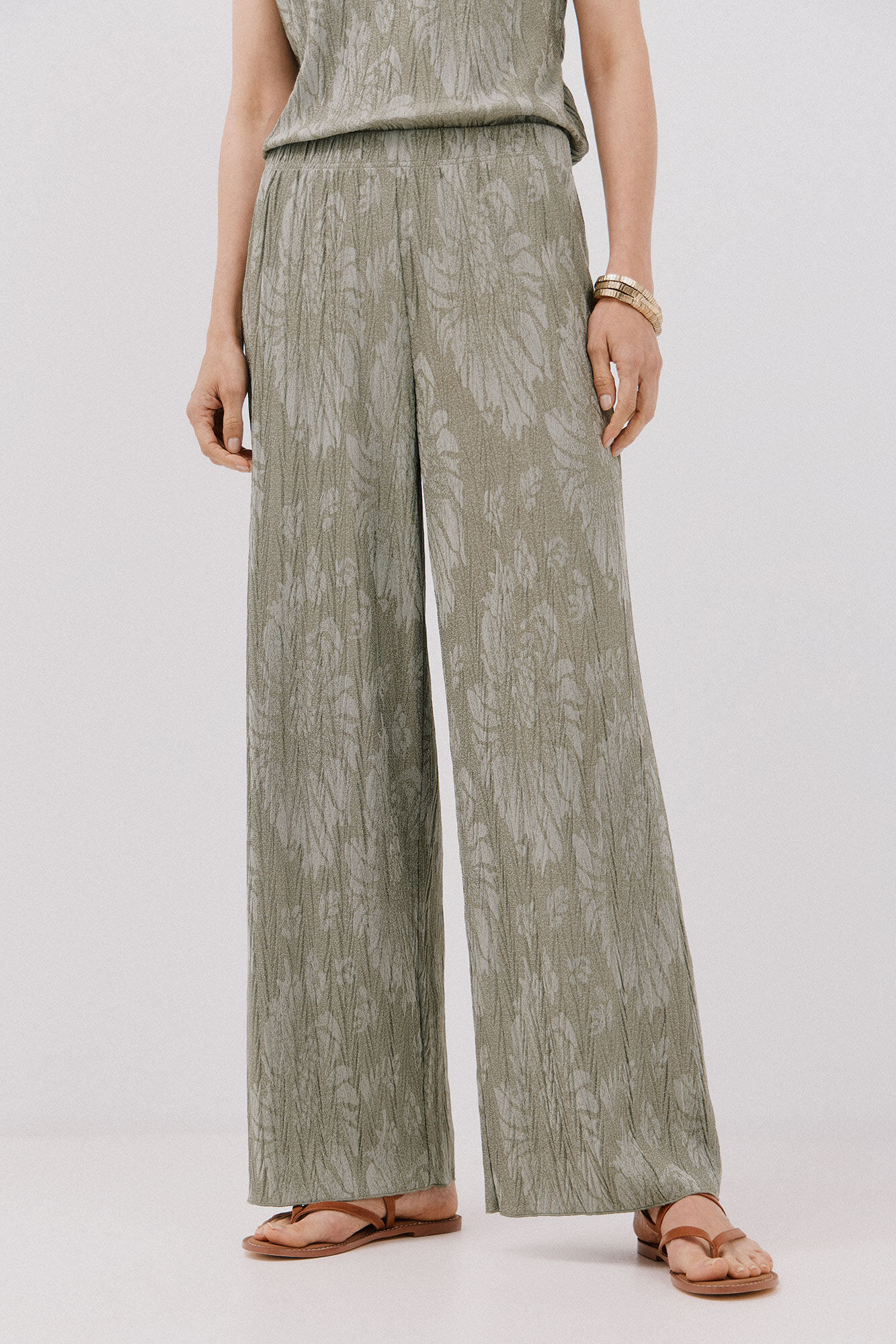 Cortefiel Pantal&oacute;n tejido jacquard.