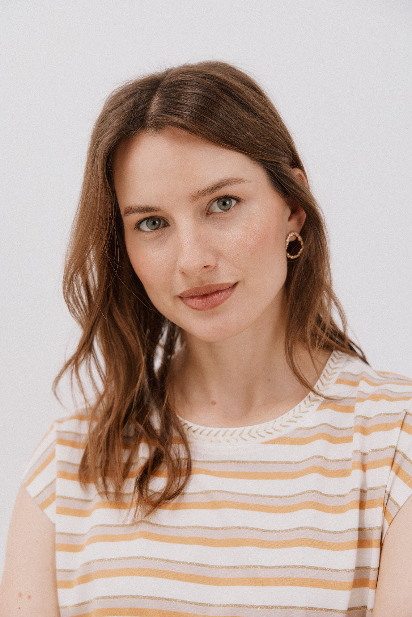 Cortefiel Playera escote pico Multicolor