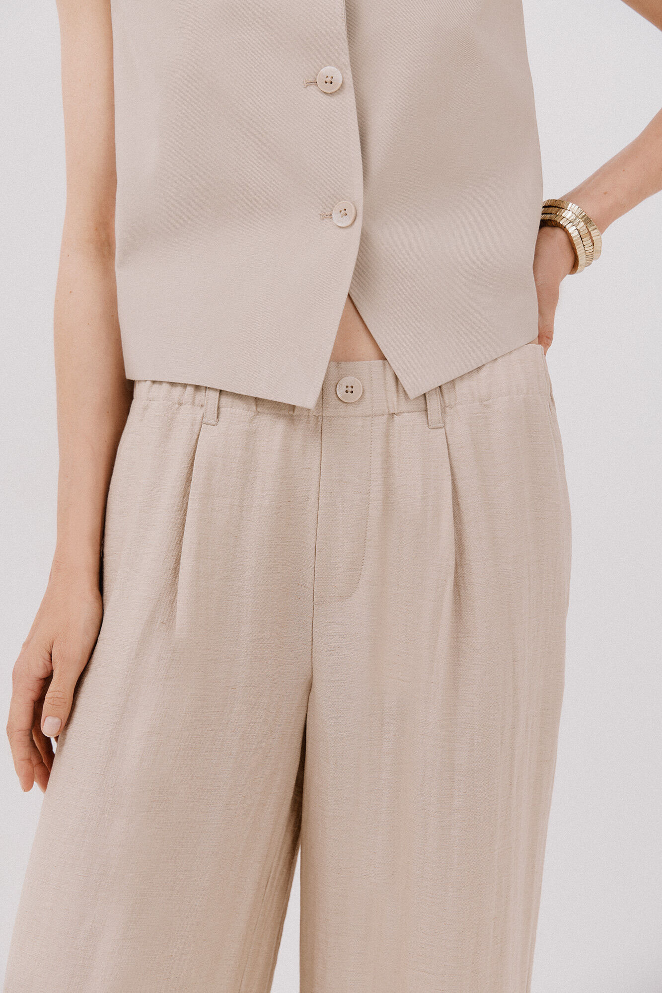 Cortefiel Pantal&oacute;n fluido ancho Beige