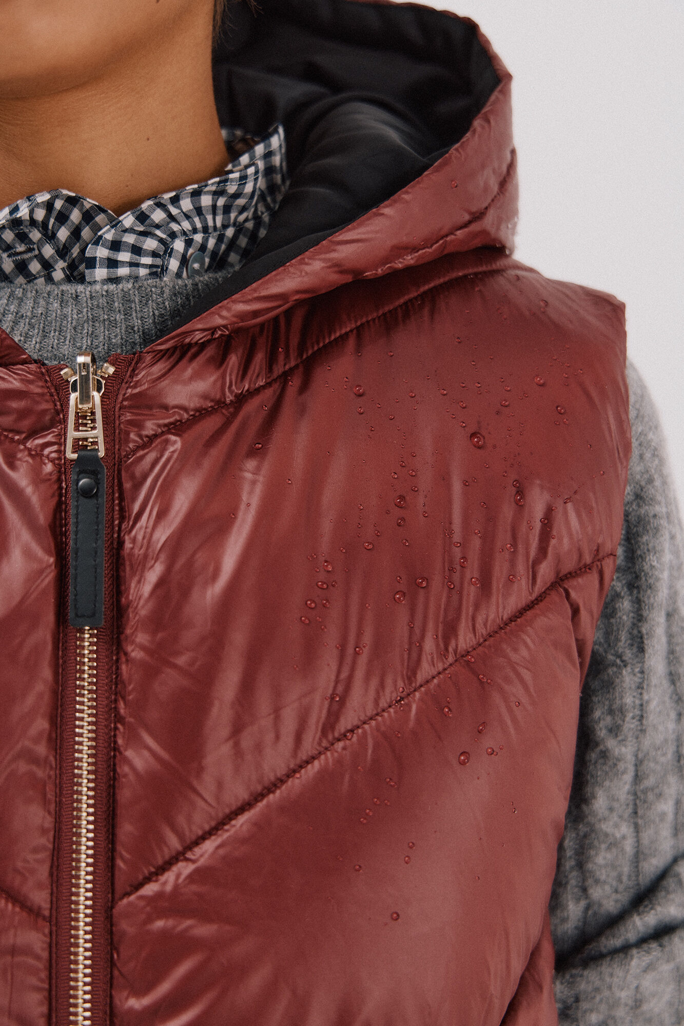 Cortefiel Chaleco largo reversible Vino