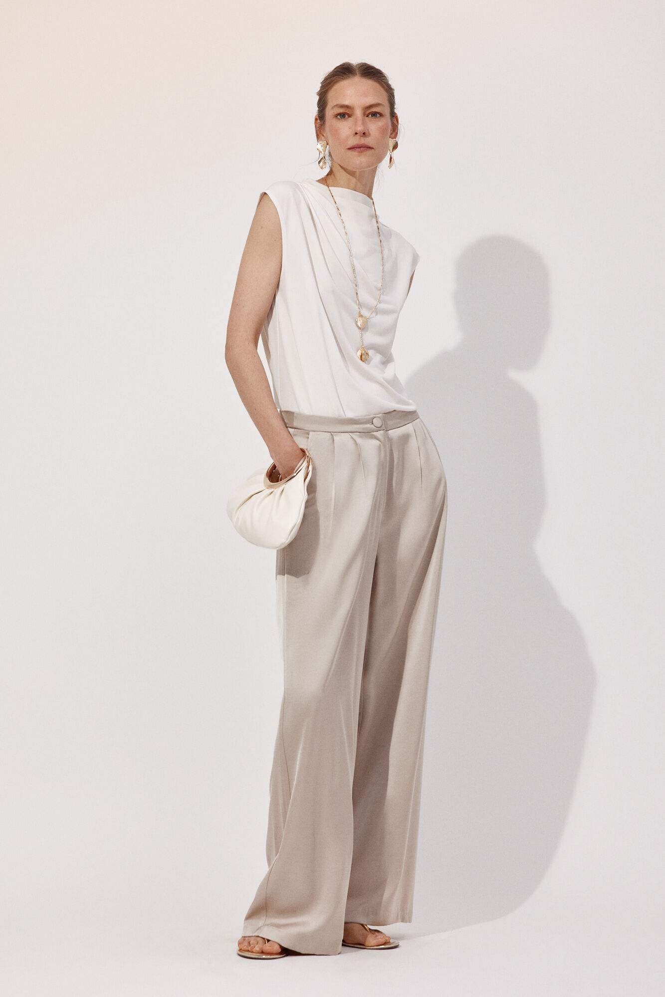 Cortefiel Pantal&oacute;n palazzo con pinzas
