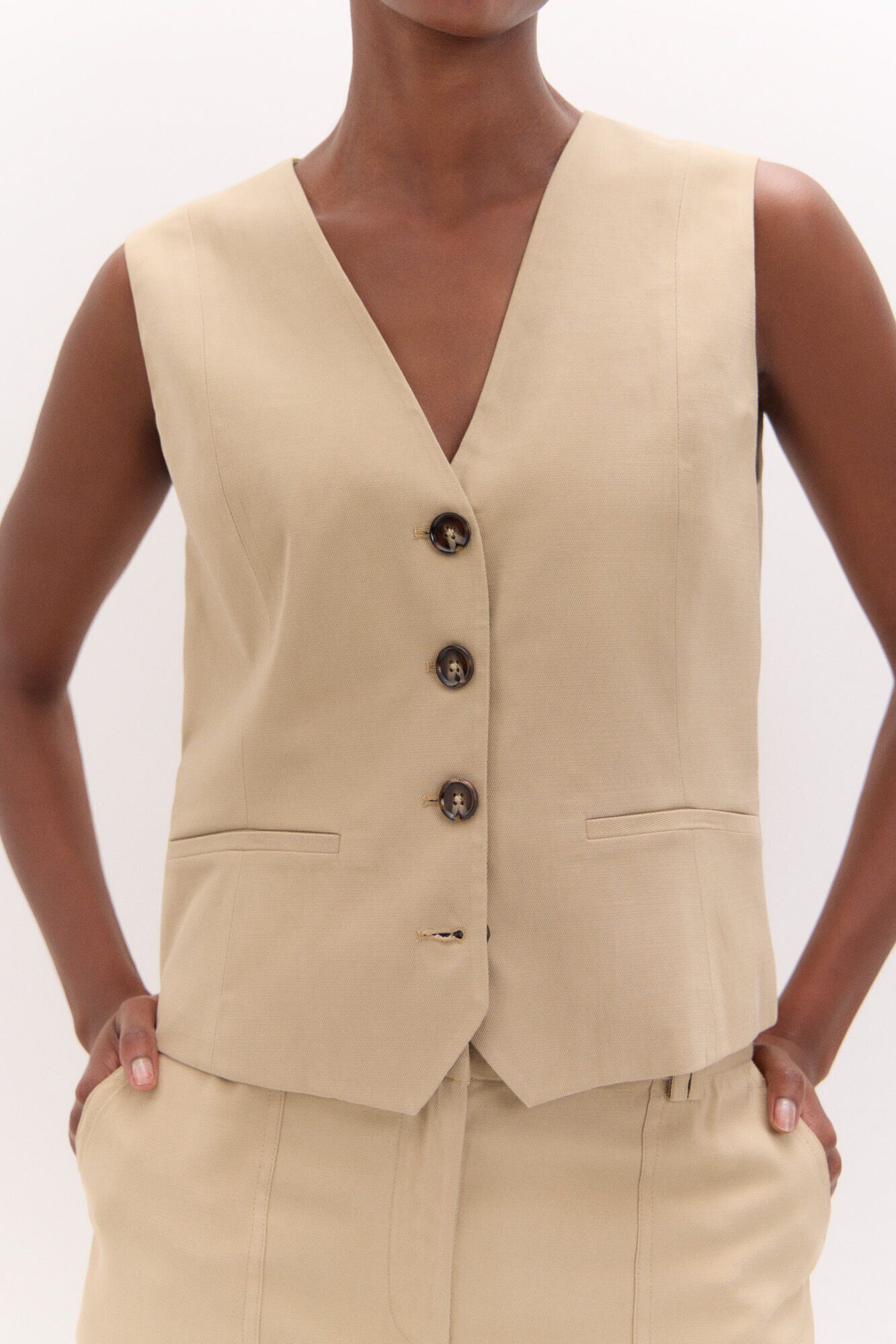 Cortefiel Chaleco corto