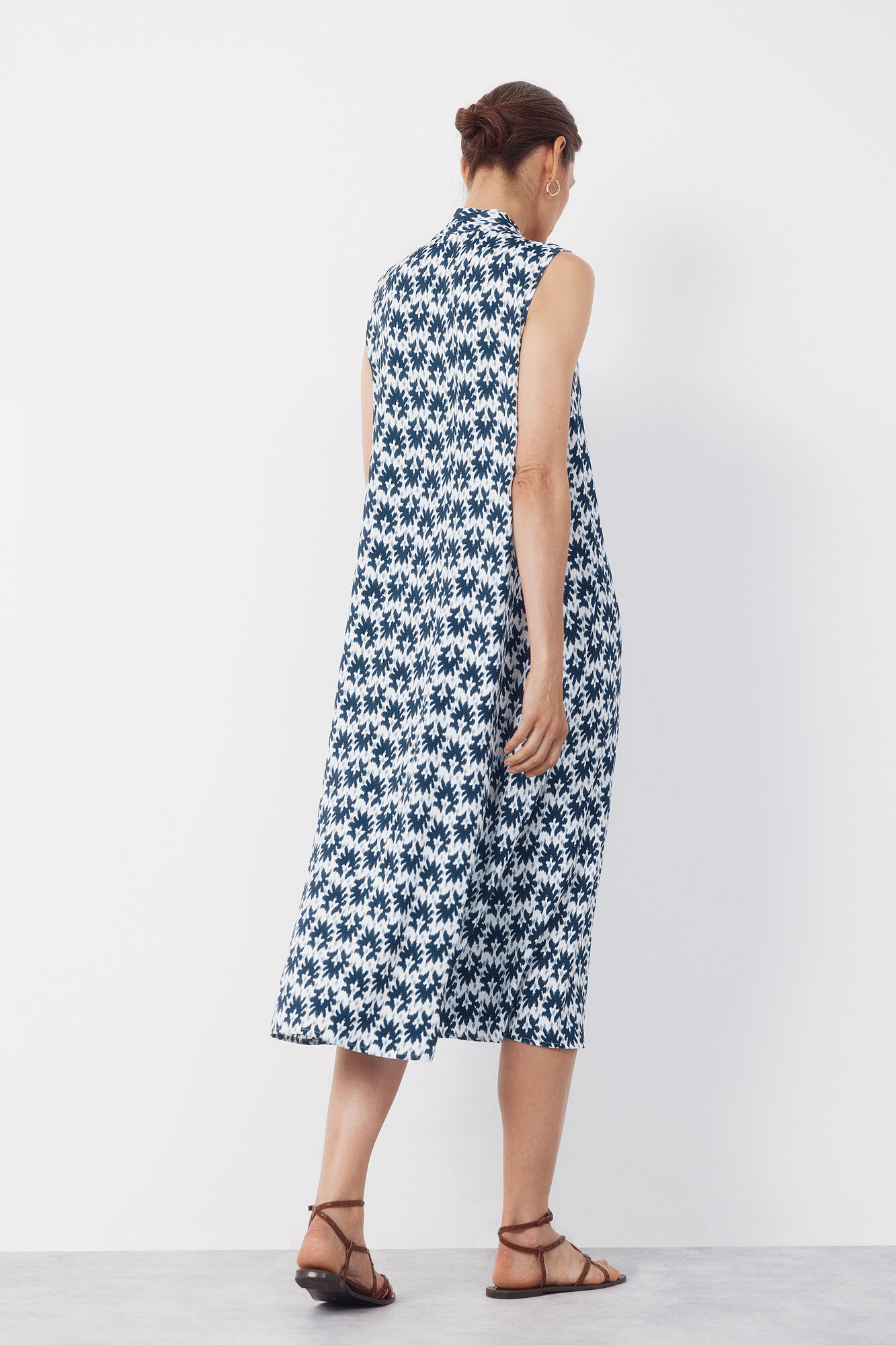 Cortefiel Vestido fluido sin mangas Estampado azul