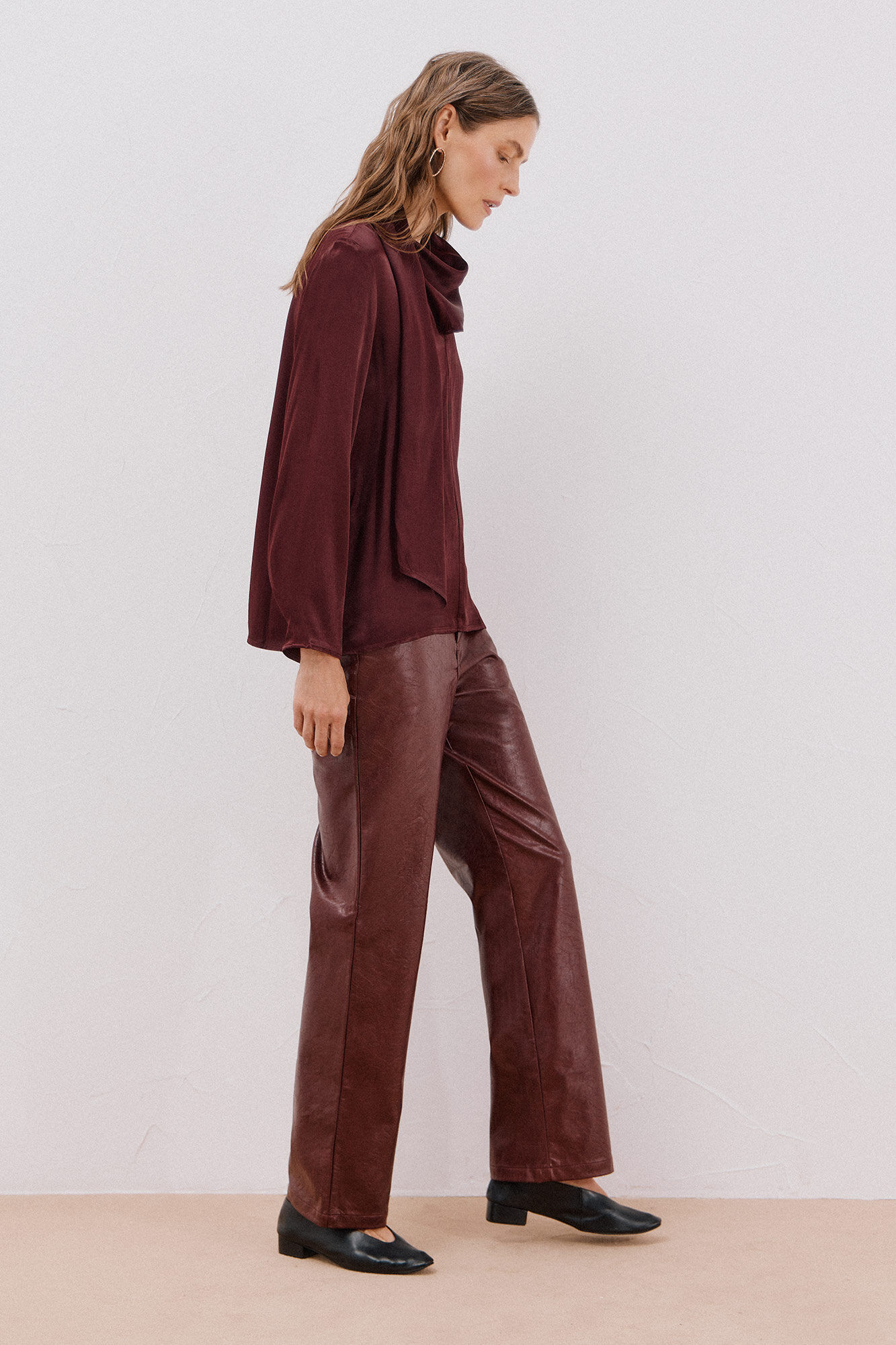 Cortefiel Blusa lazo Vino