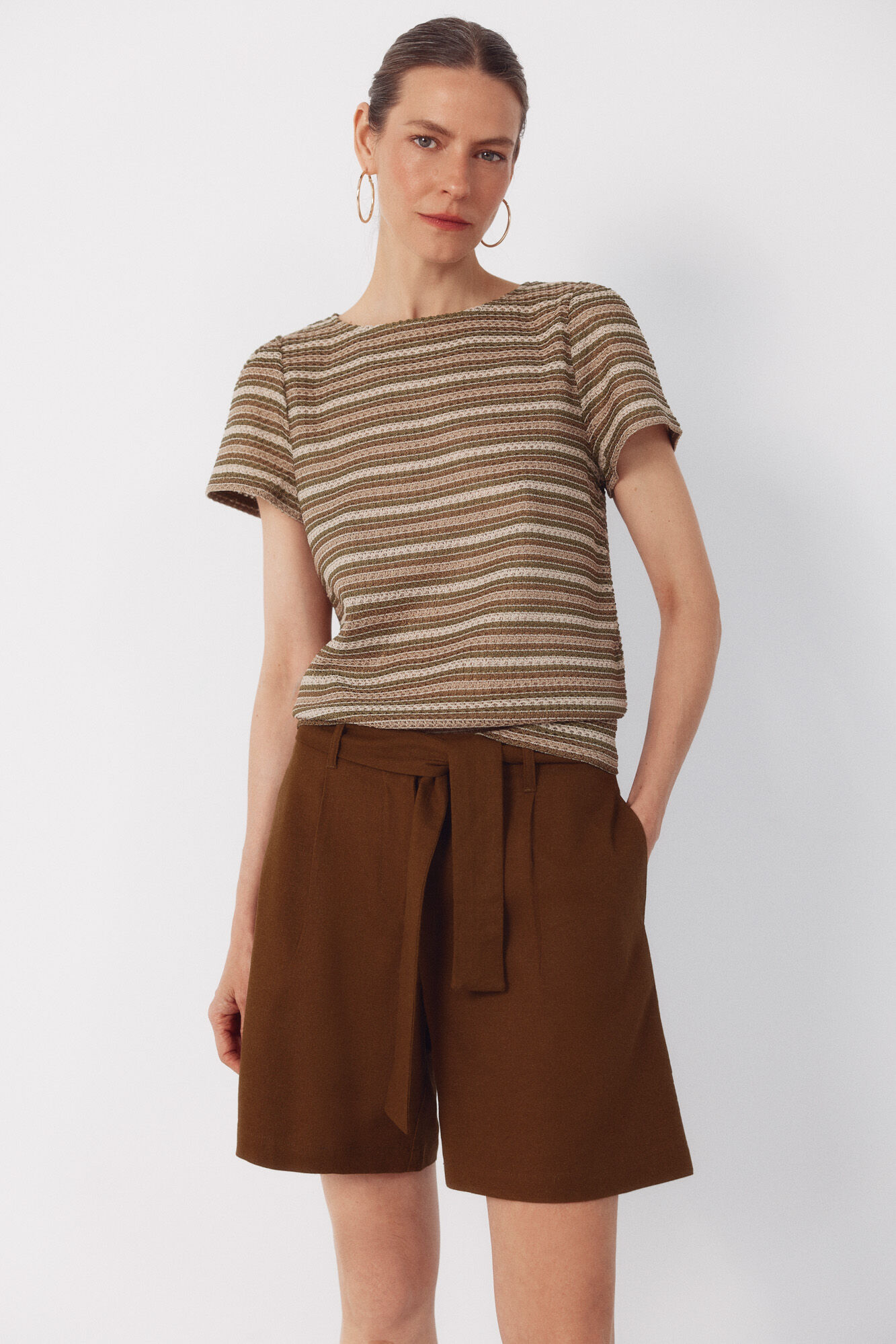 Cortefiel Pantal&oacute;n bermuda de lino Marr&oacute;n oscuro