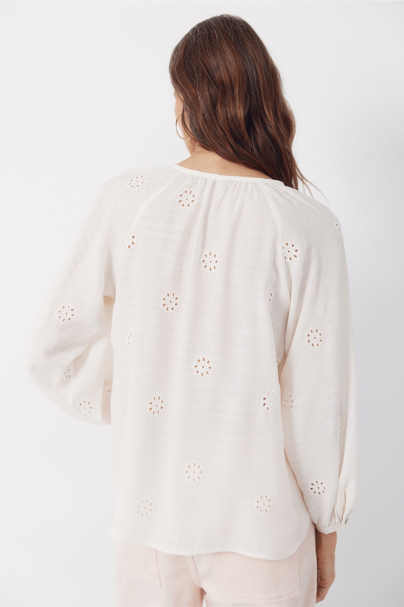Cortefiel Blusa con bordados Marfil
