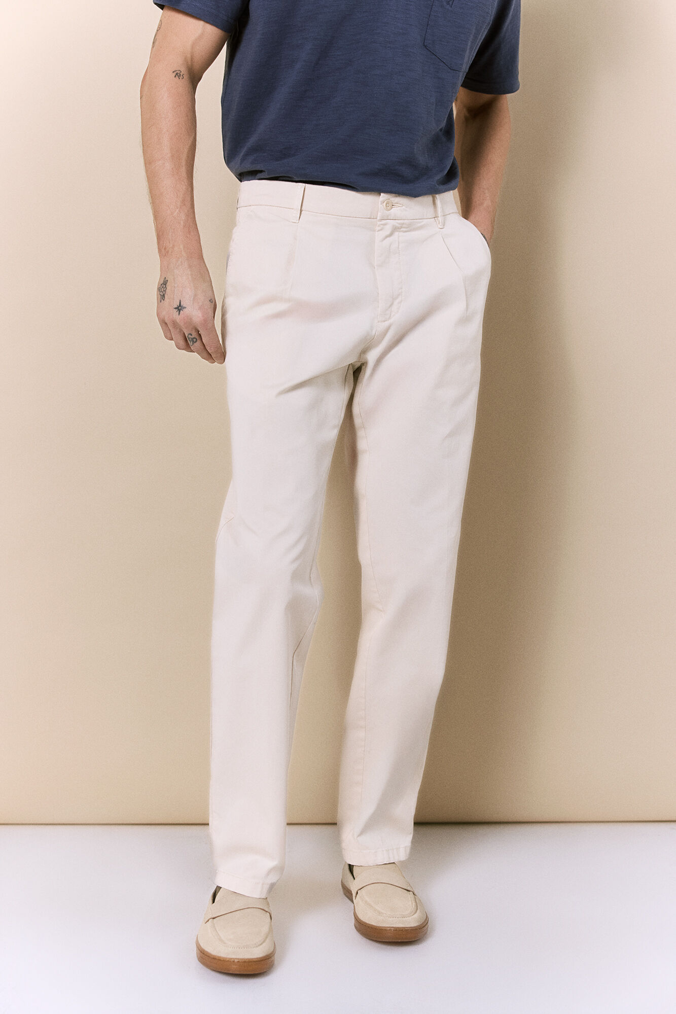 OOTO Chino con pinzas regular