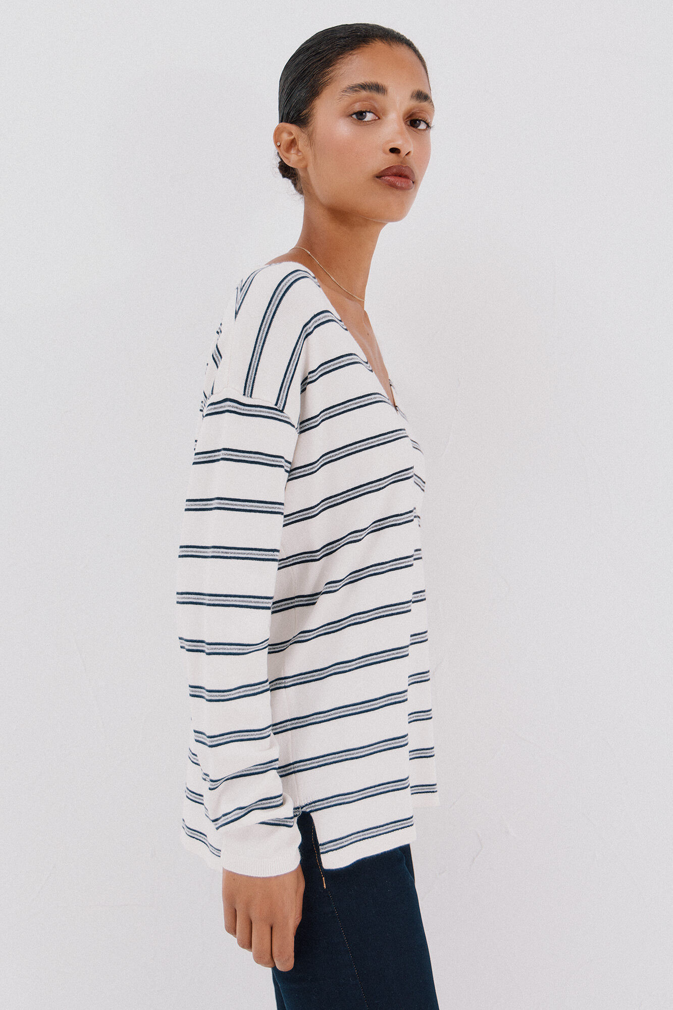 Cortefiel Su&eacute;ter escote pico