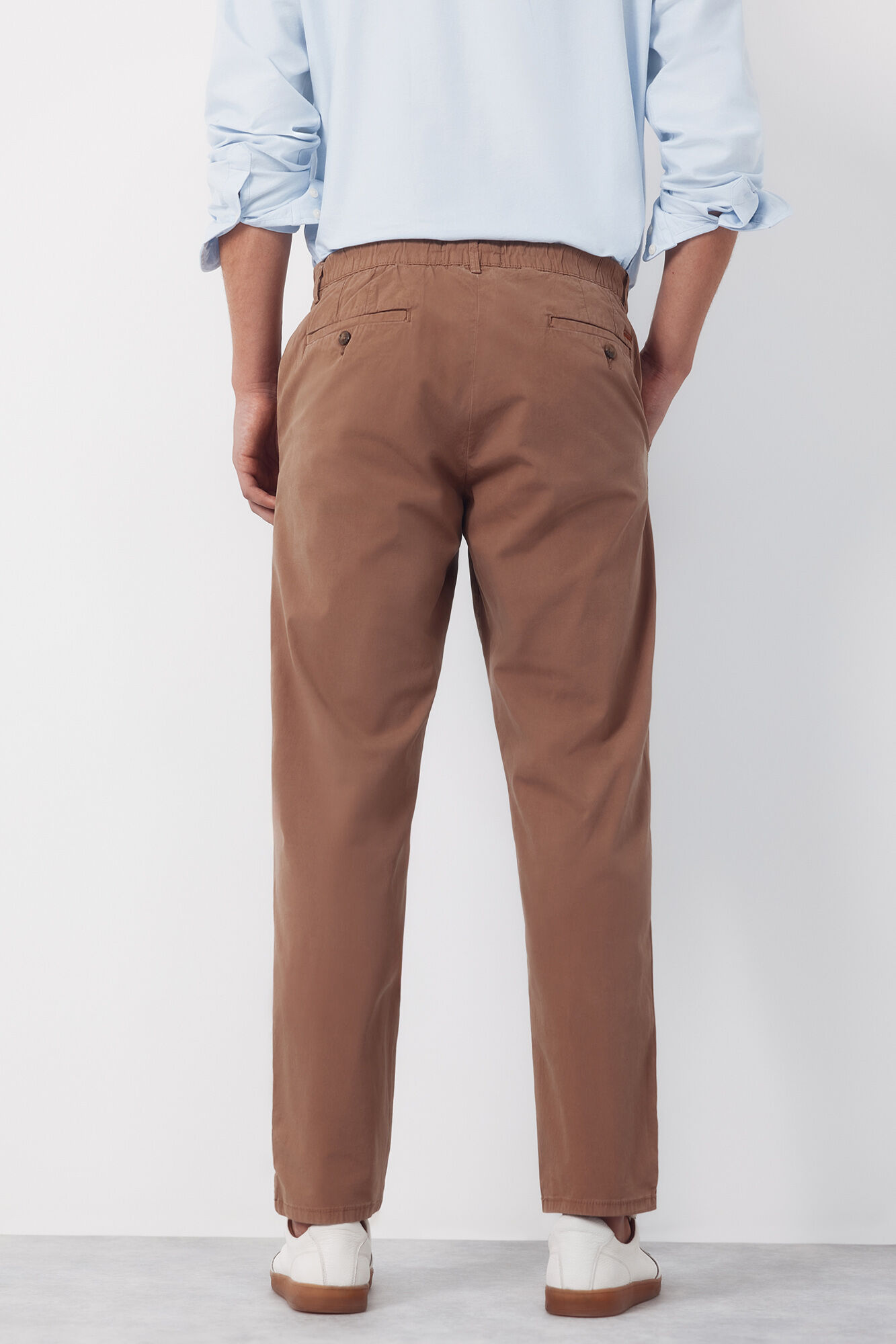 Cortefiel Jogger popelin con gomas regular Camel