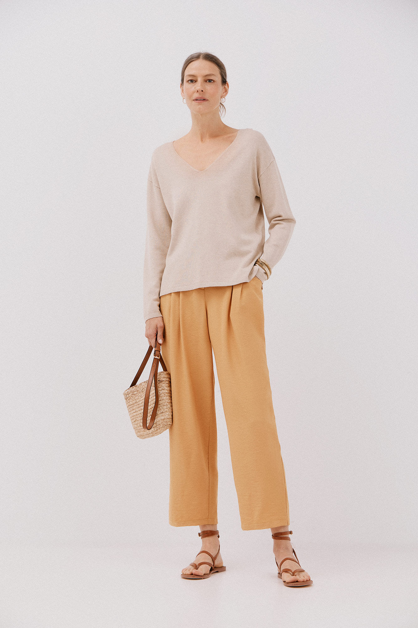 Cortefiel Su&eacute;ter escote pico