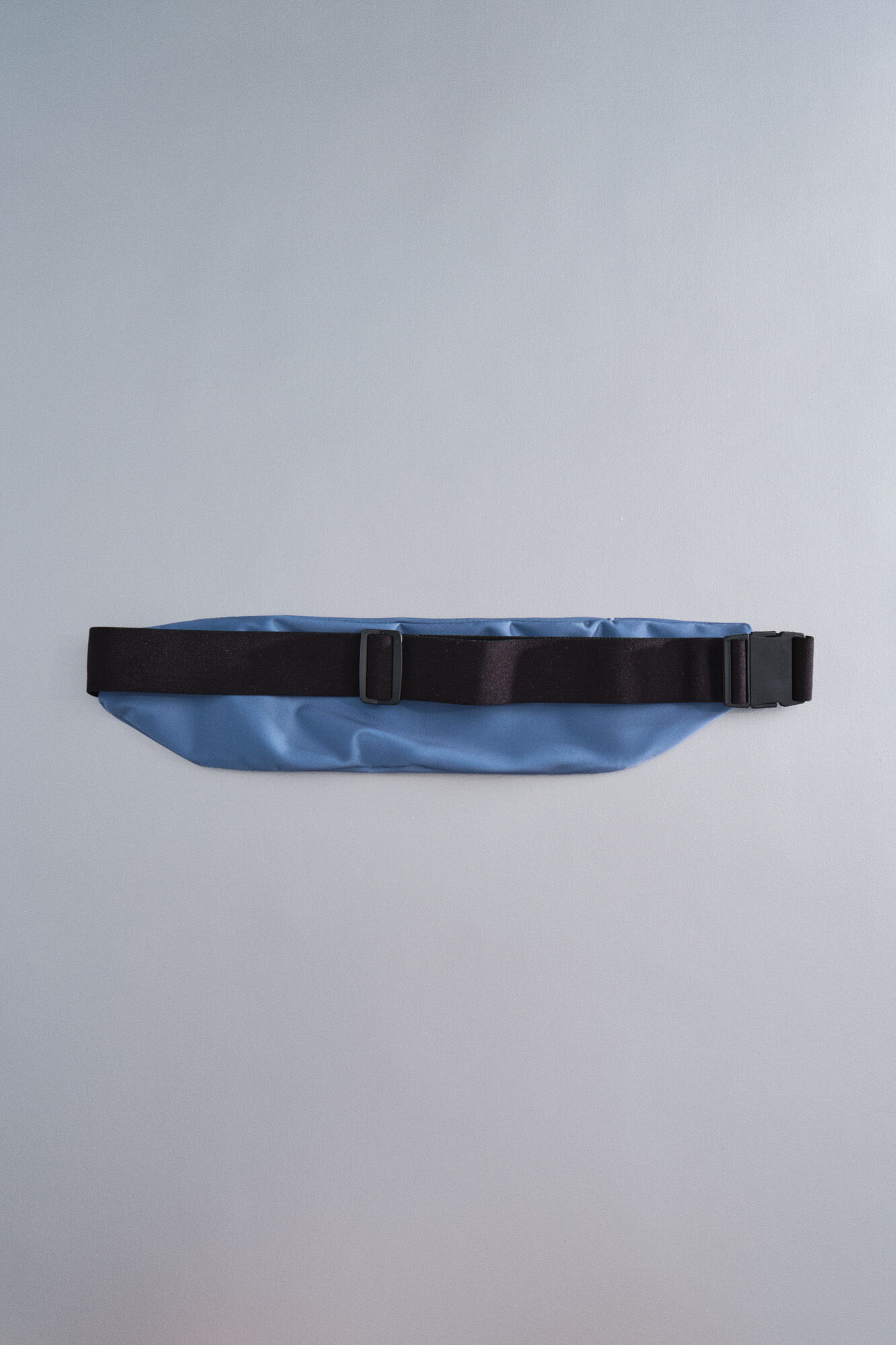 Dash and Stars Cangurera azul metalizada azul