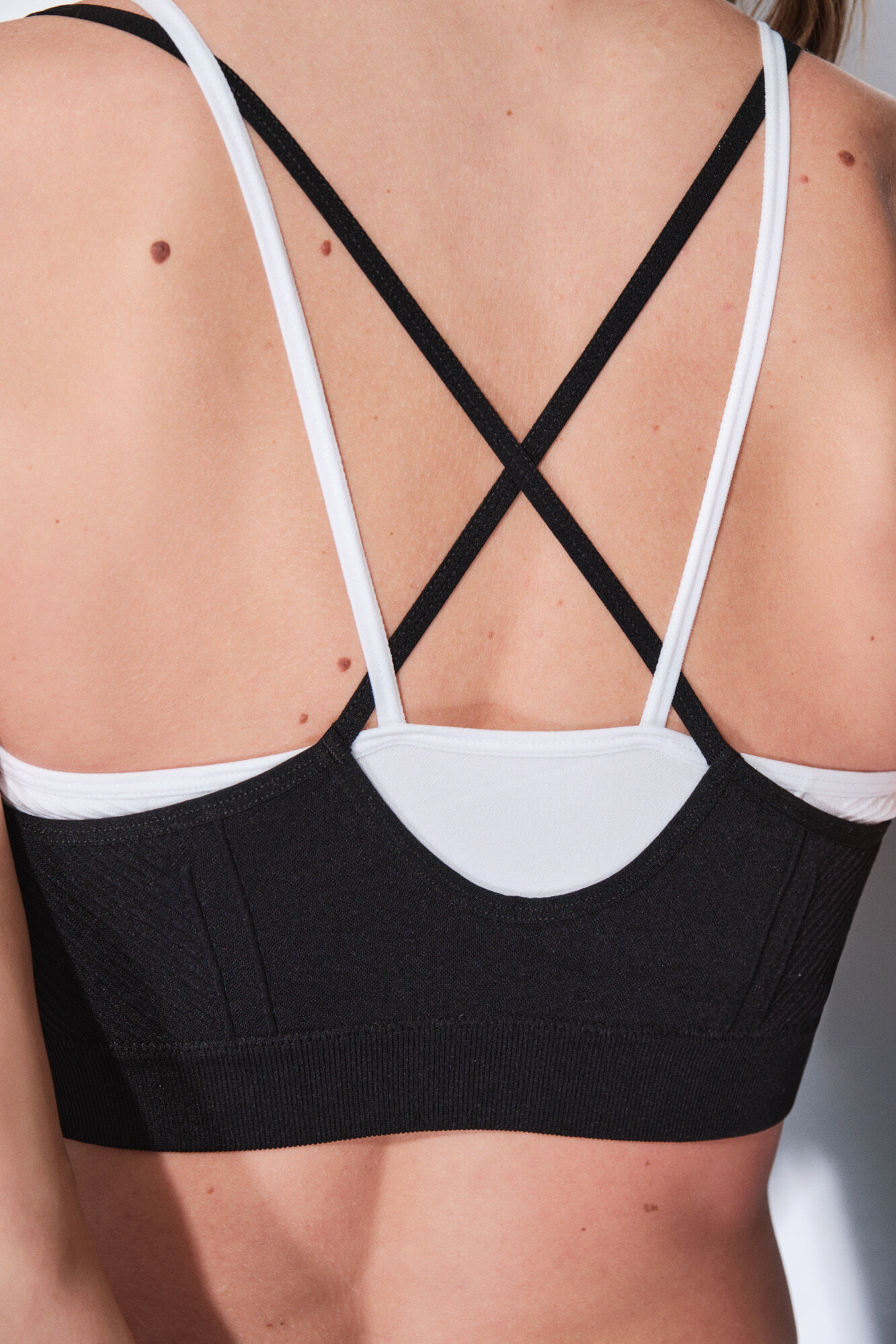 Dash and Stars Brasier deportivo negro SIN COSTURAS COMFORT