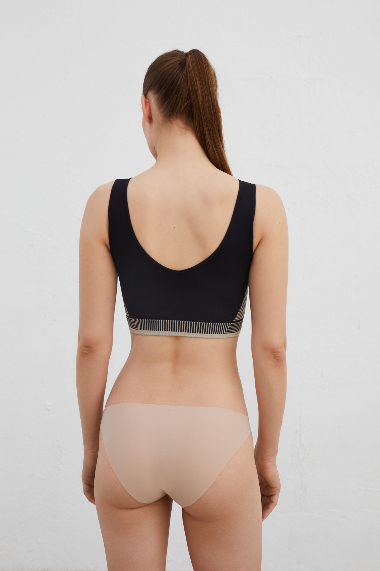 Dash and Stars Pack de 2 panties cl&aacute;sica color nude cortadas a l&aacute;ser