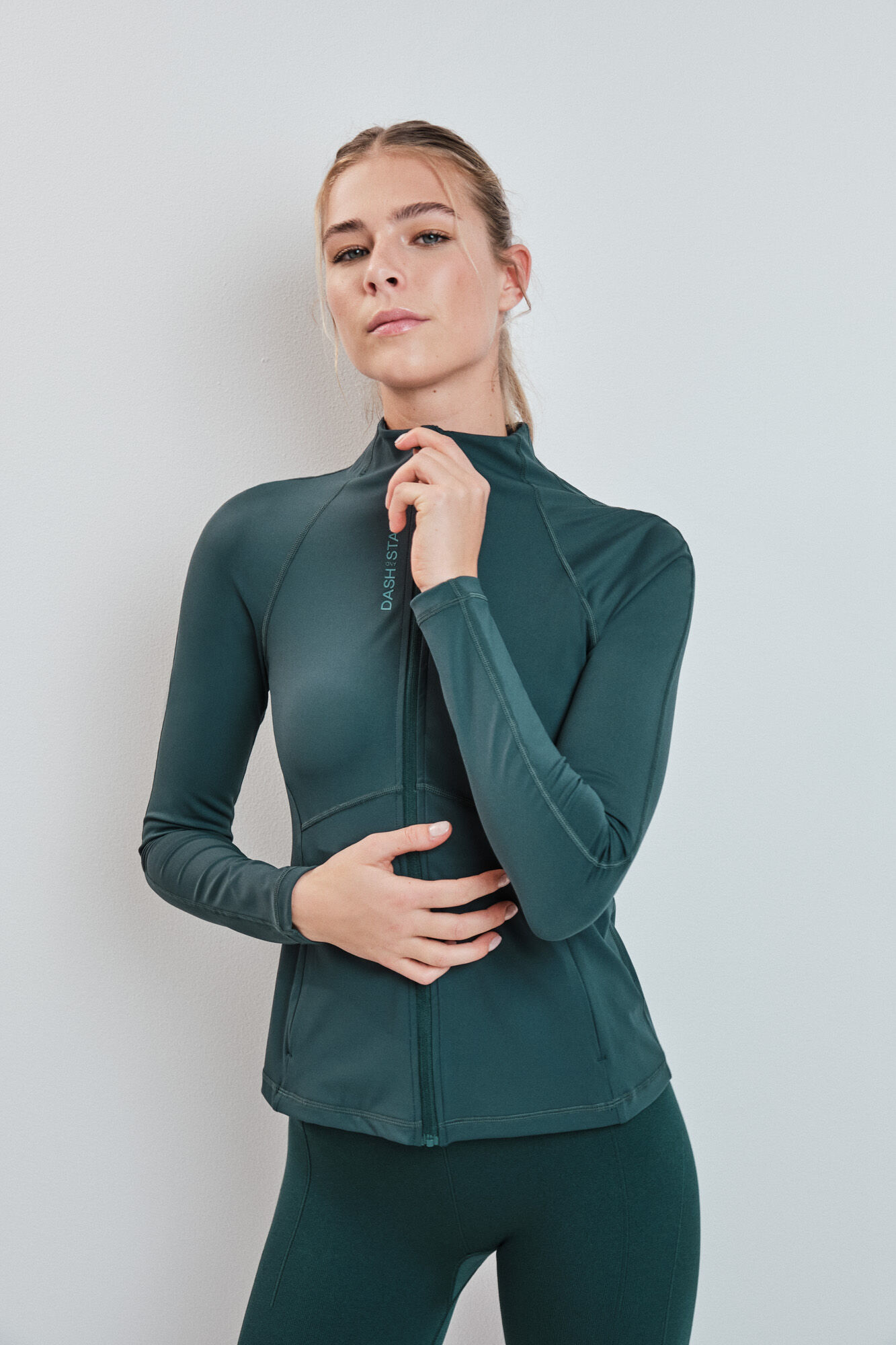 Dash and Stars Chamarra entallada verde verde