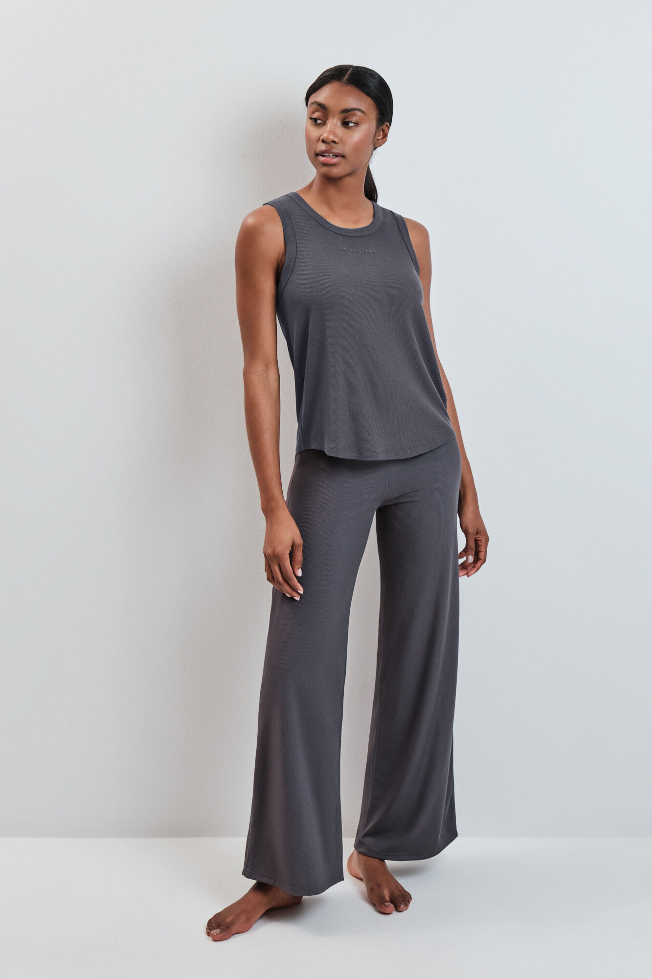 Dash and Stars Playera sin mangas de rib gris gris