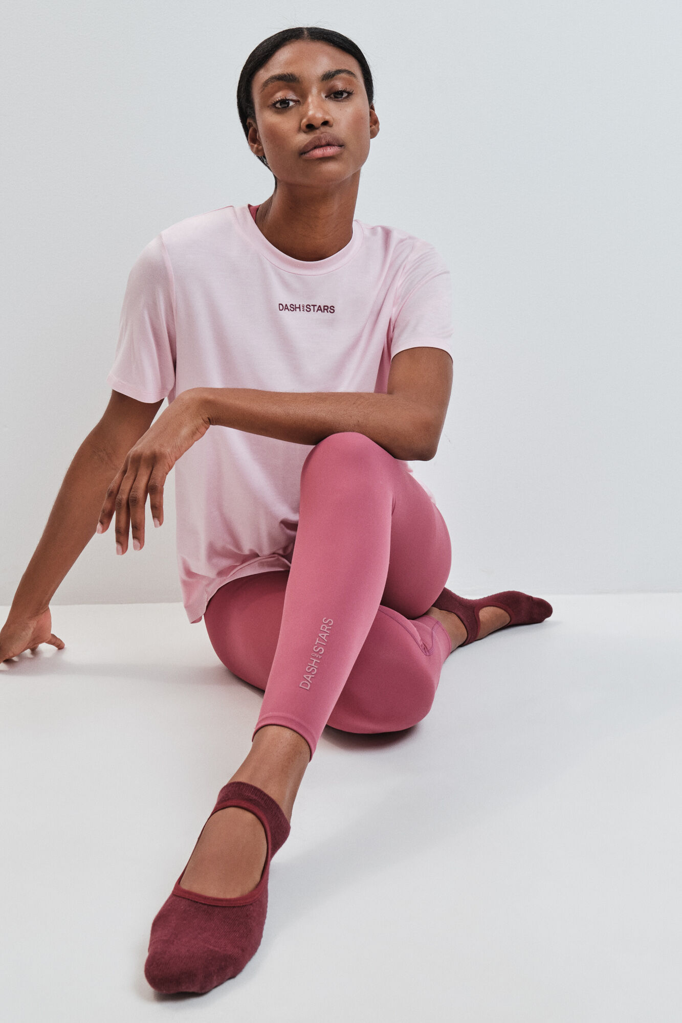 Dash and Stars Playera manga corta de modal rosa