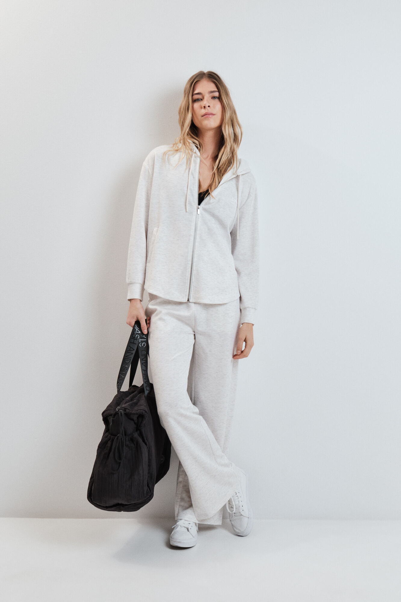 Dash and Stars Chamarra con capucha de viscosa suave gris gris