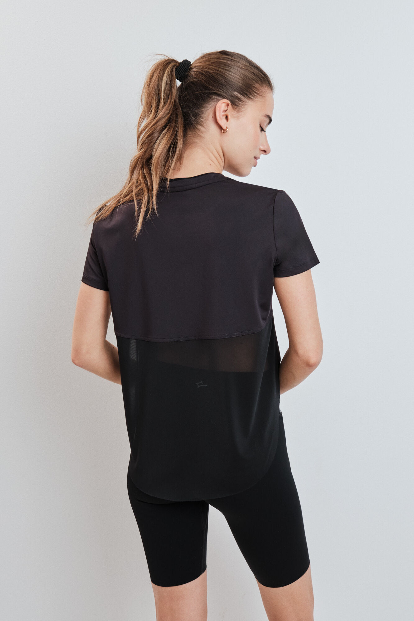 Dash and Stars Playera t&eacute;cnica con panel de malla negra negro