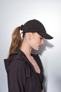 Dash and Stars Gorra técnica ajustable con logo negro