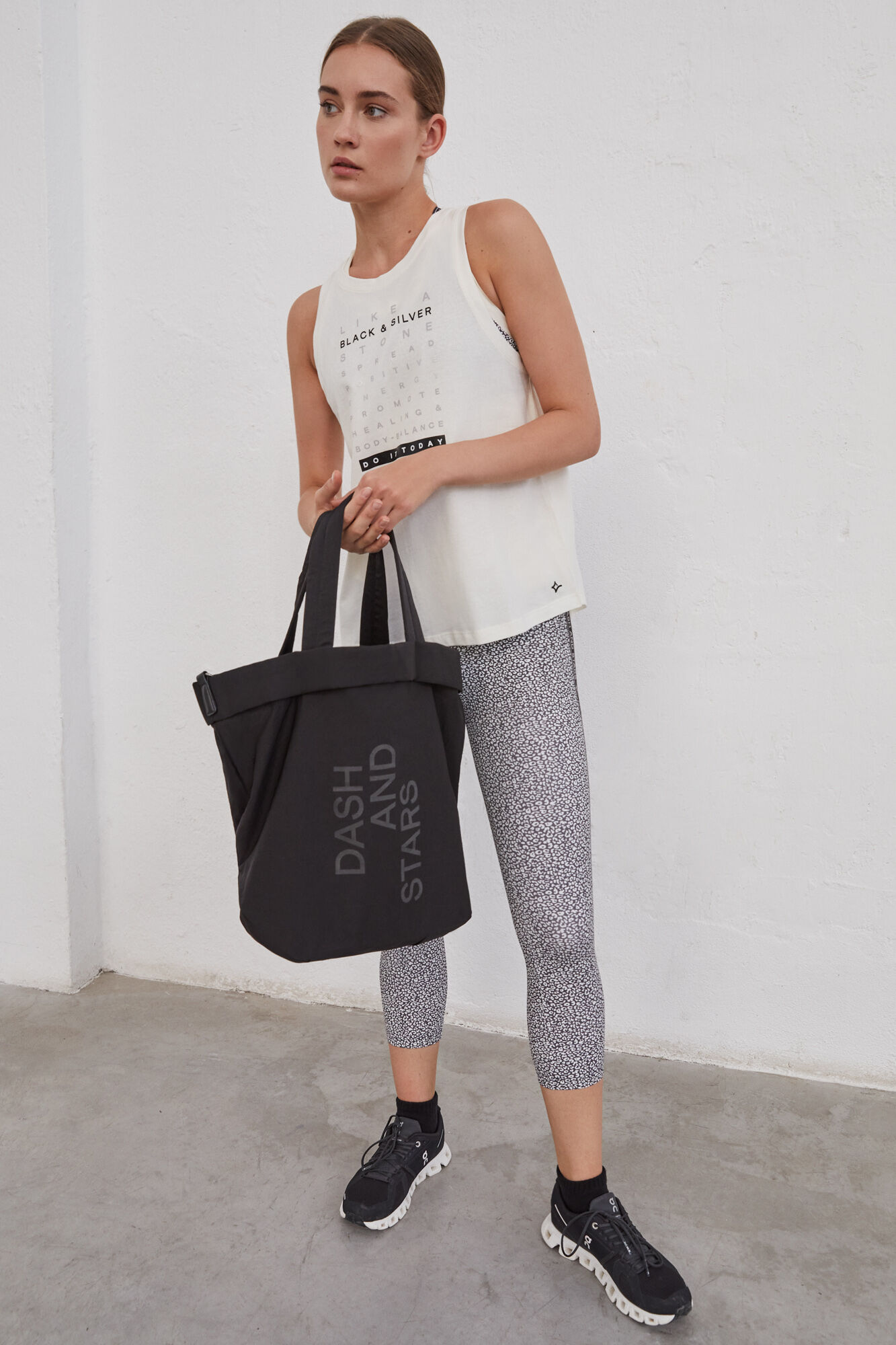 Dash and Stars Bolsa tote negra negro