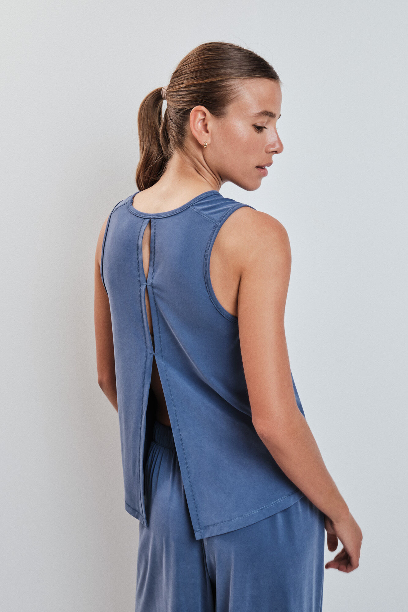 Dash and Stars Playera sin mangas tacto suave azul azul