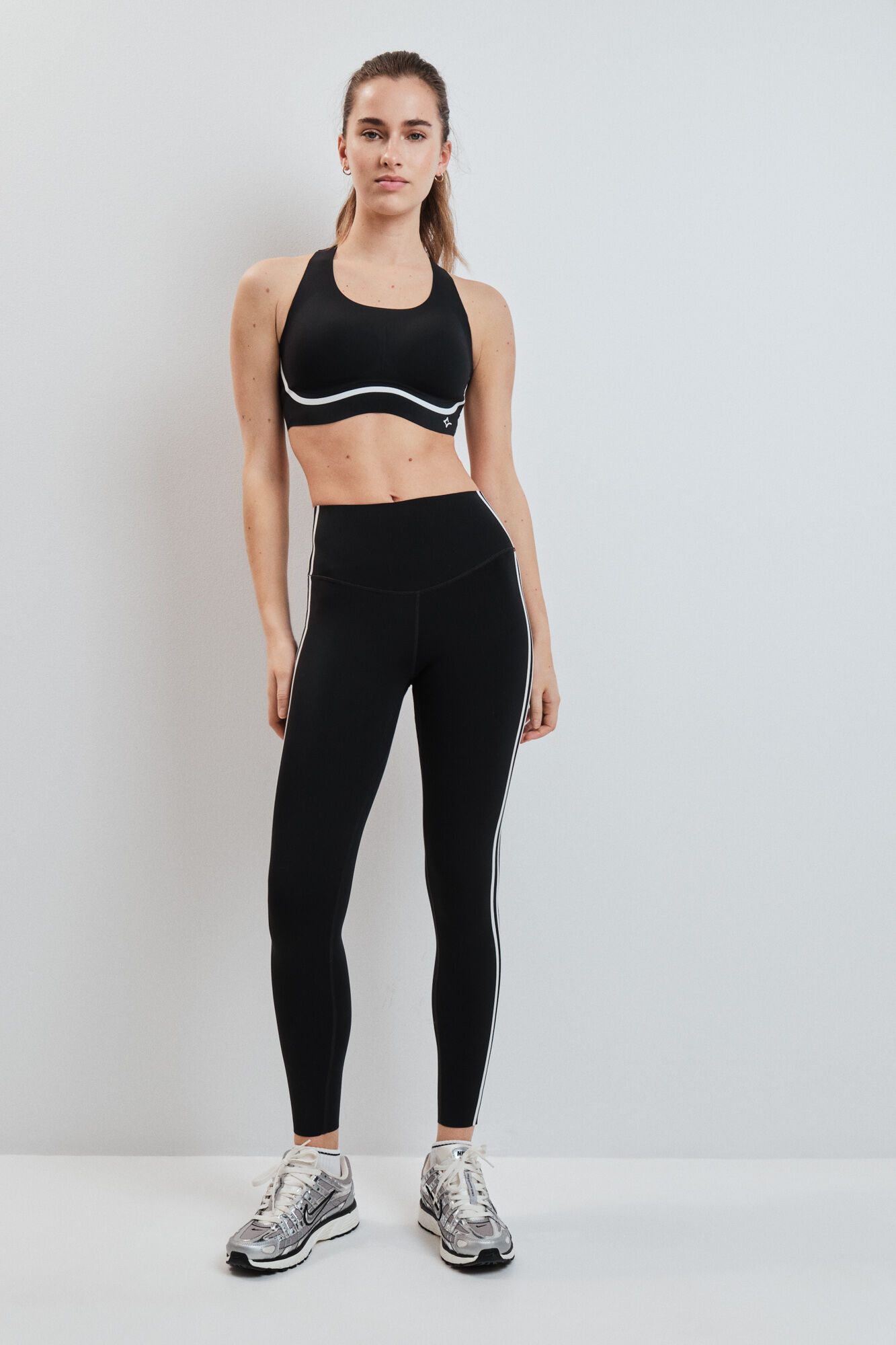 Dash and Stars Leggings COMPRESSIVE largas negras negro