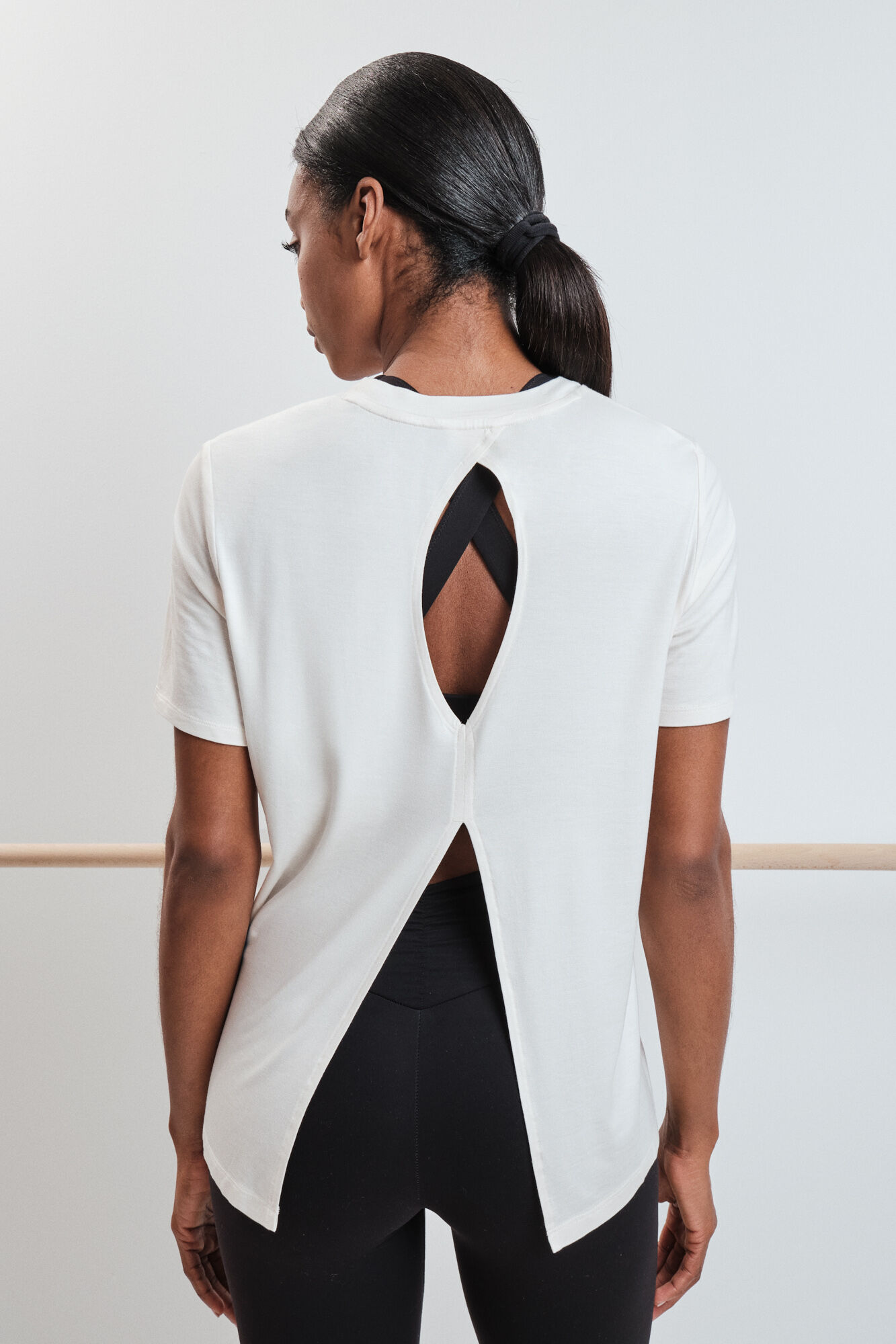 Dash and Stars Playera manga corta de modal blanca