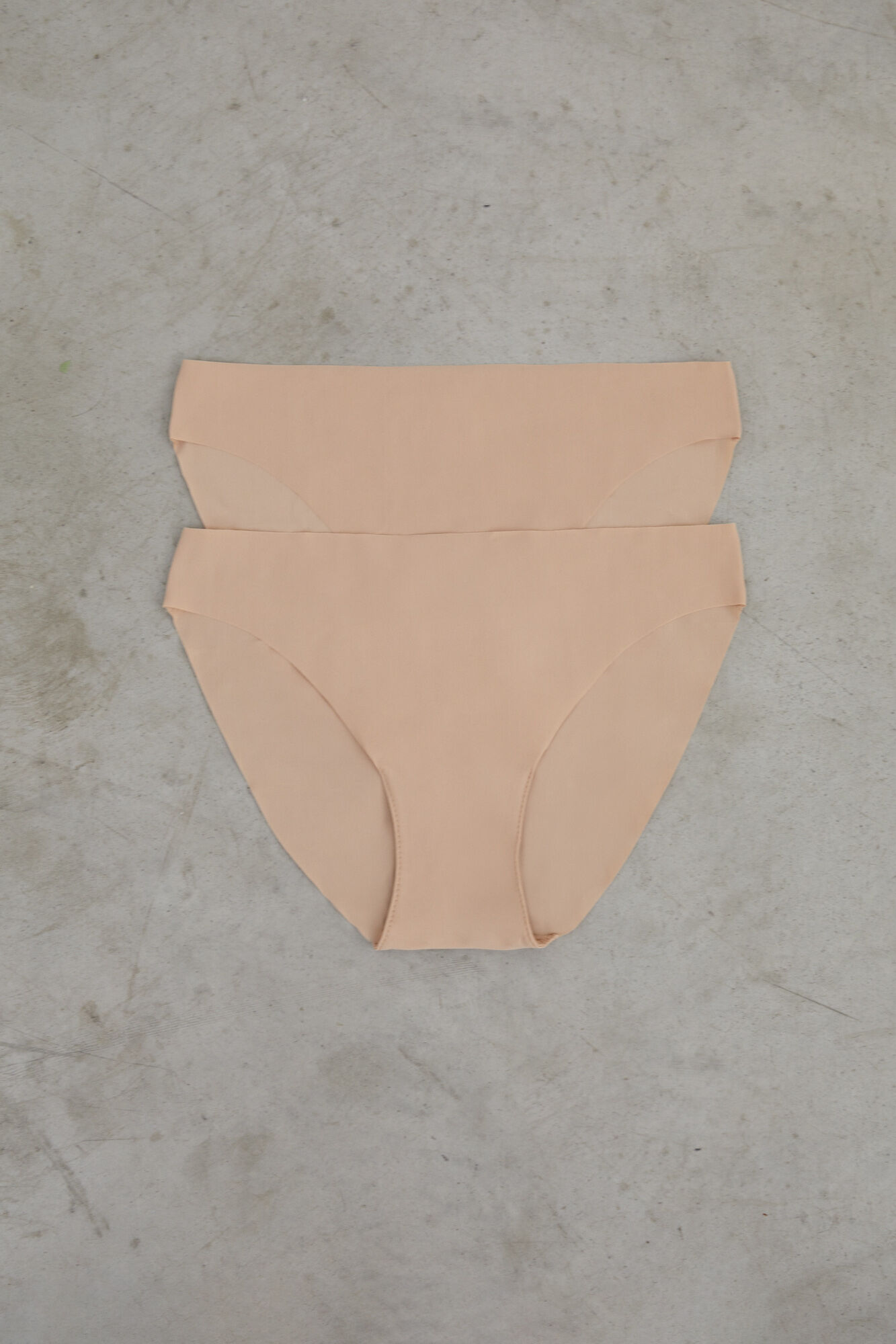 Dash and Stars Pack de 2 panties cl&aacute;sica color nude cortadas a l&aacute;ser caf&eacute;