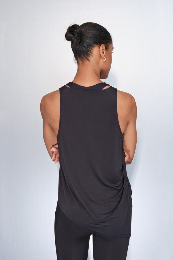 Dash and Stars Playera negra asimétrica con cuello halter negro
