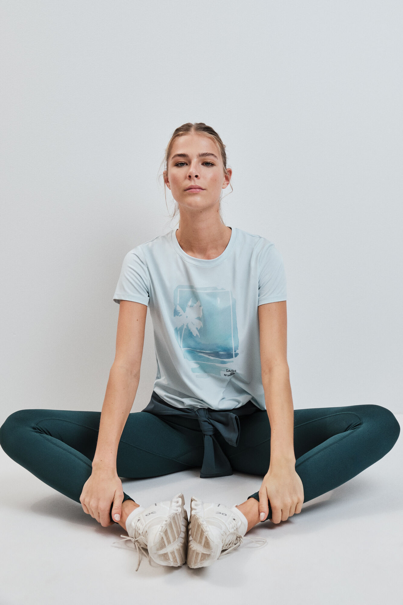 Dash and Stars Playera manga corta panel mesh azul