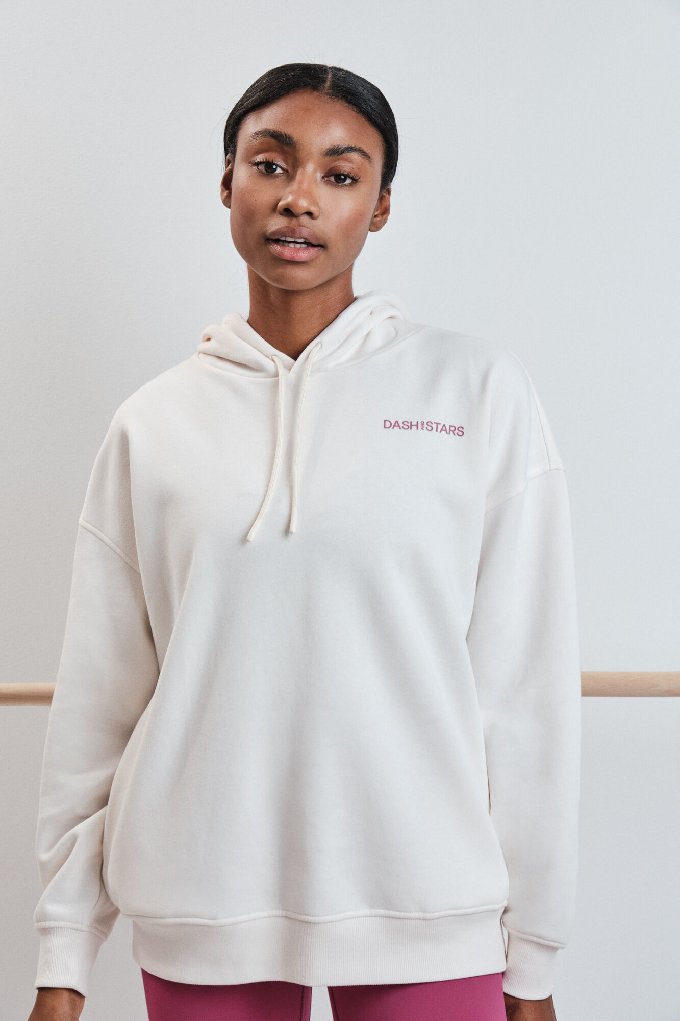 Dash and Stars Sudadera de felpa de algod&oacute;n blanco beige