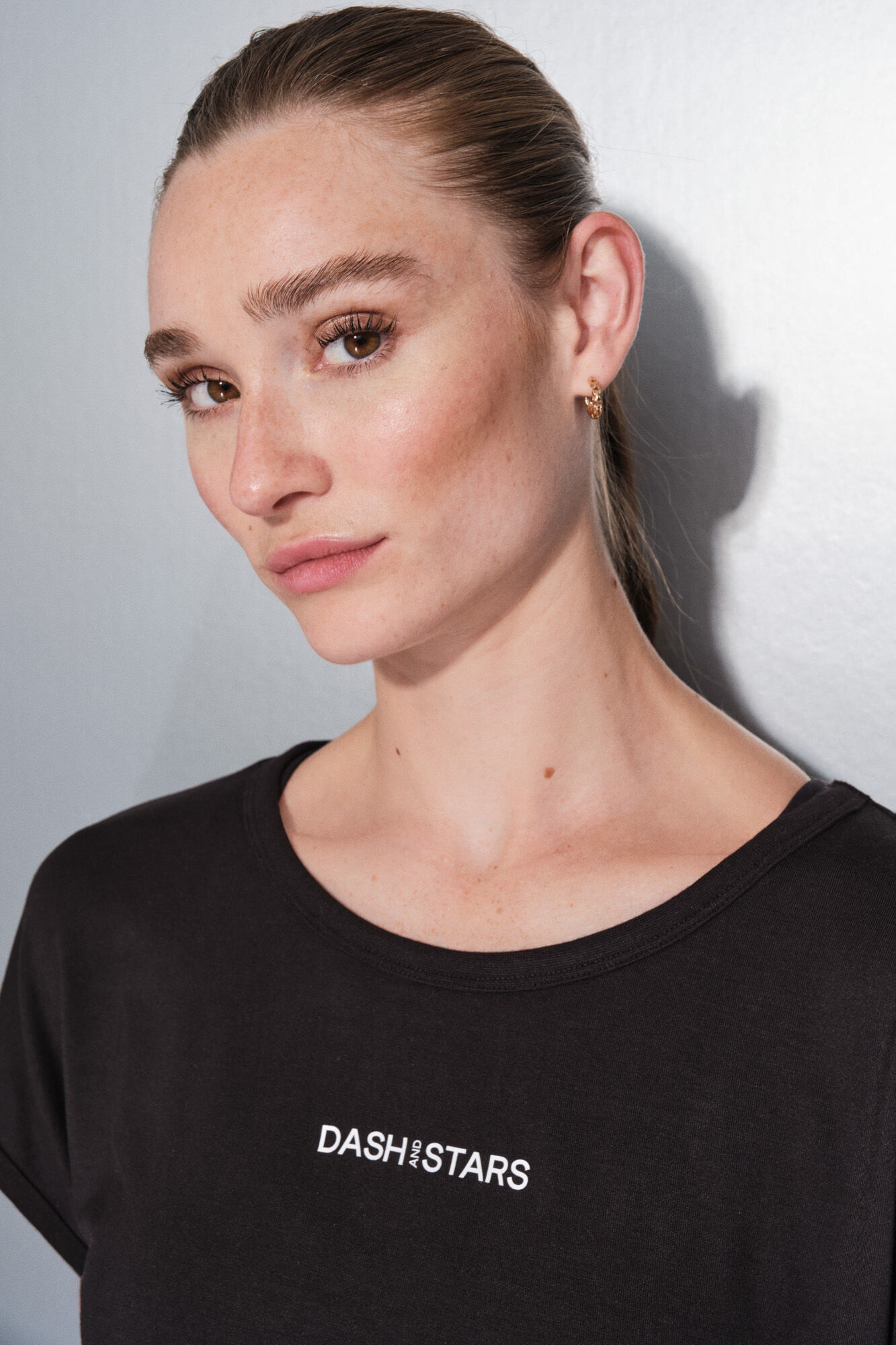 Dash and Stars Playera negra de tejido extra suave negro