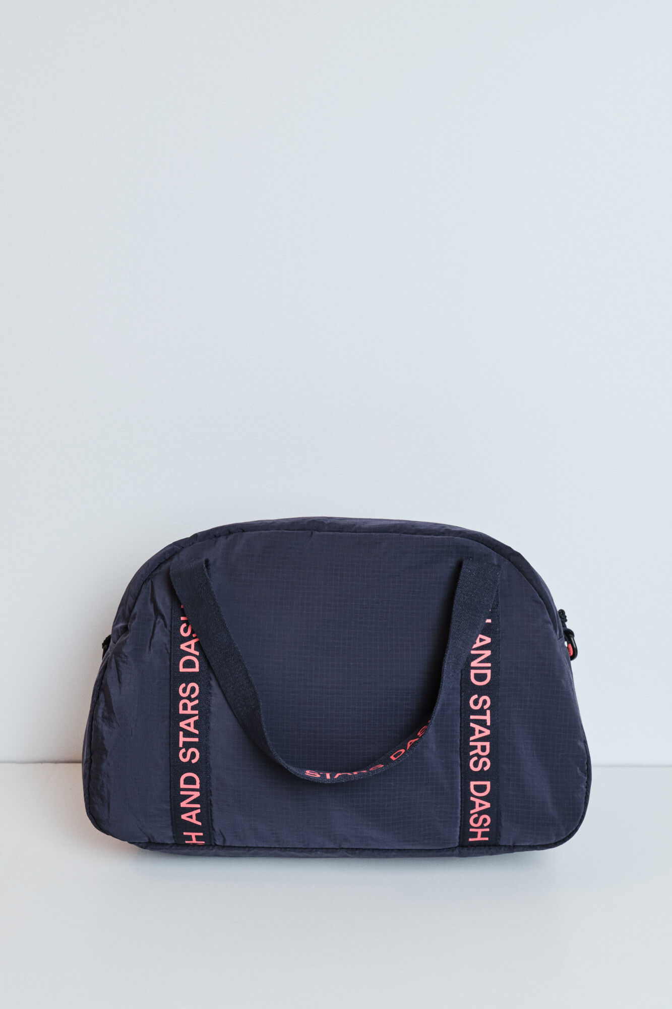 Dash and Stars Bolsa de deporte acolchada de nylon