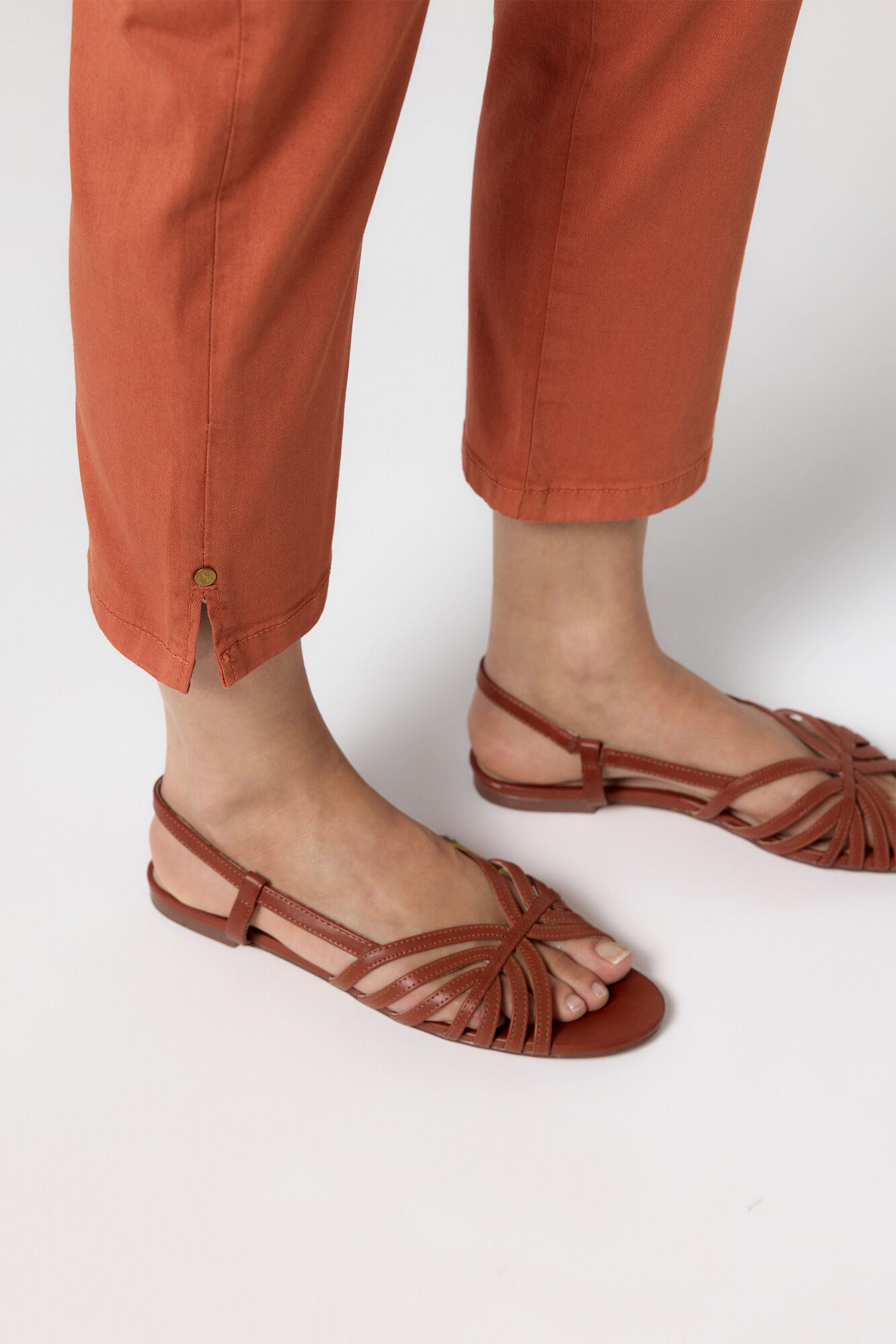 Milano Pantal&oacute;n Pirata Arena