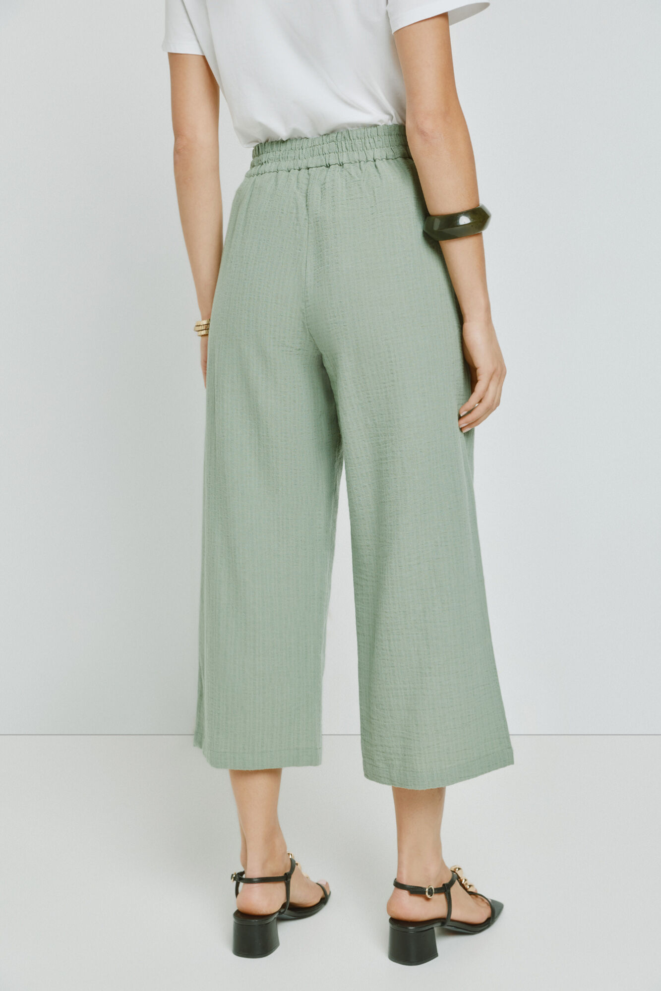 Milano Pantal&oacute;n liso con cintura el&aacute;stica Kaki Claro