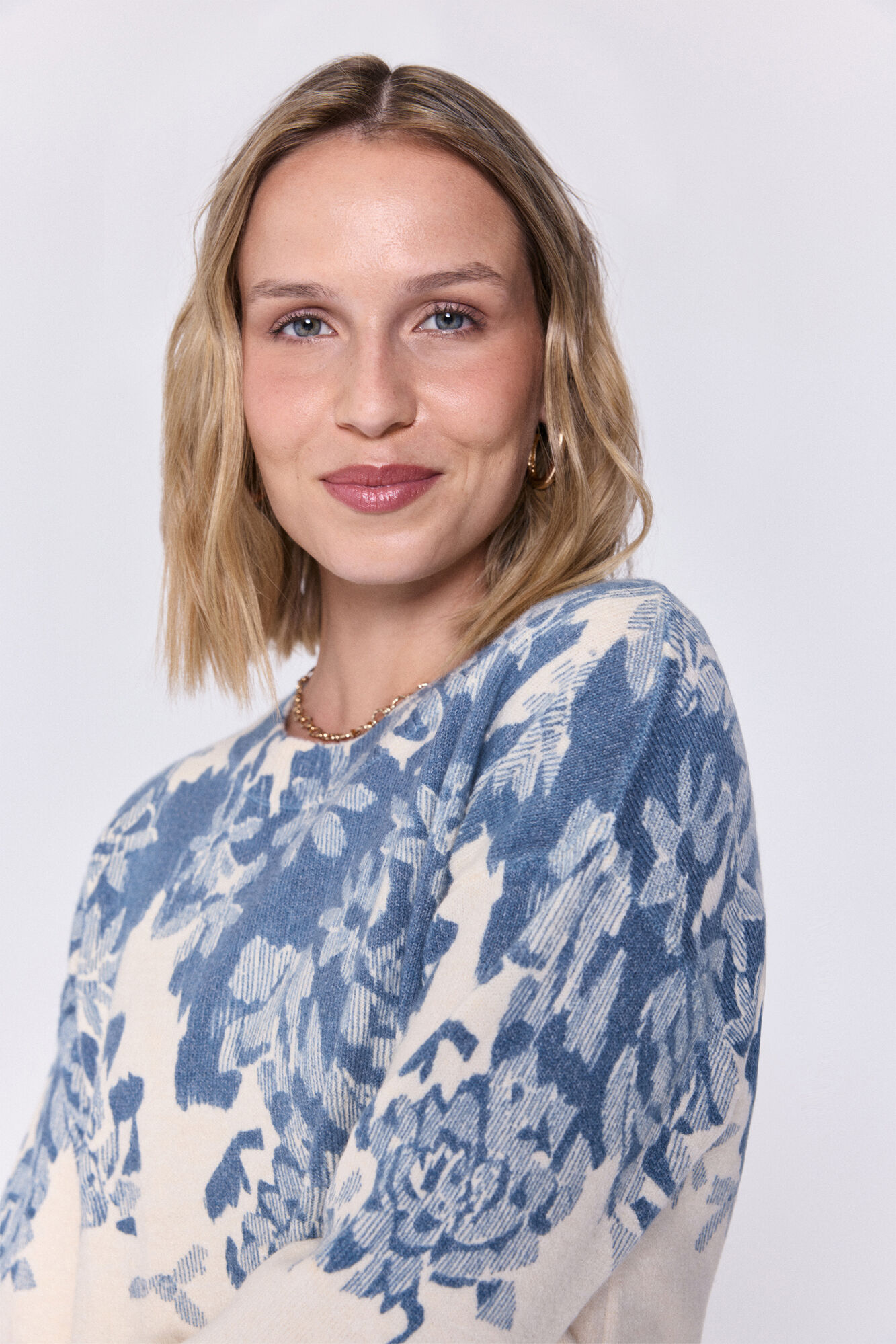 Milano Jersey con estampado floral en el cuello