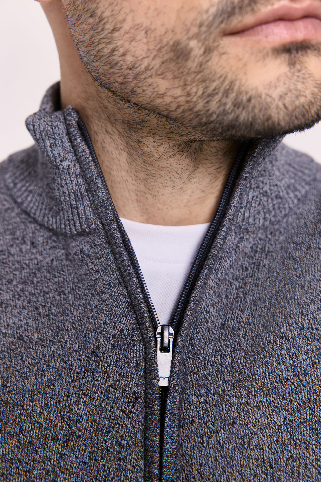 Milano Su&eacute;ter de cuello alto con cierre Gris