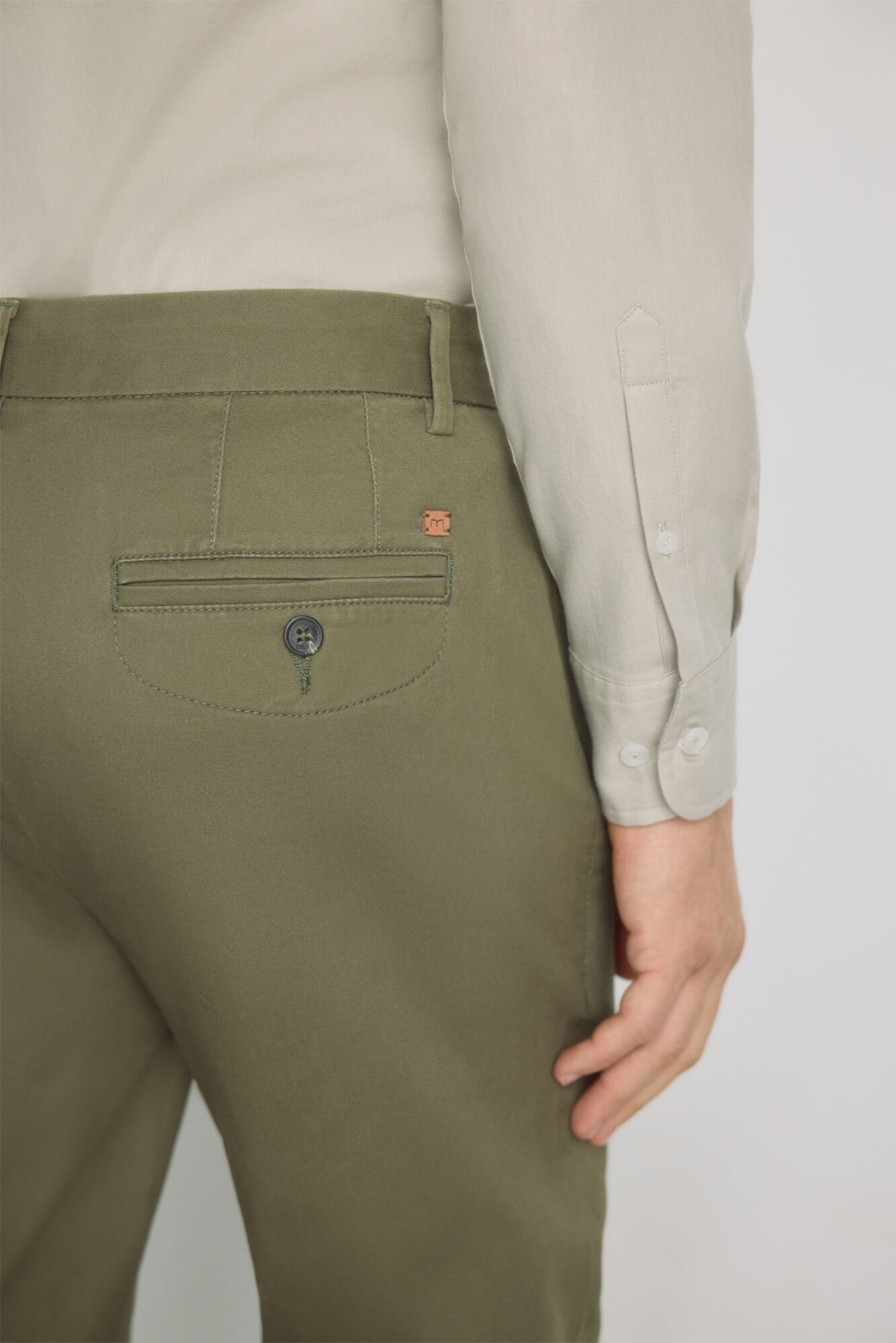 Milano Pantal&oacute;n chino slim Gris
